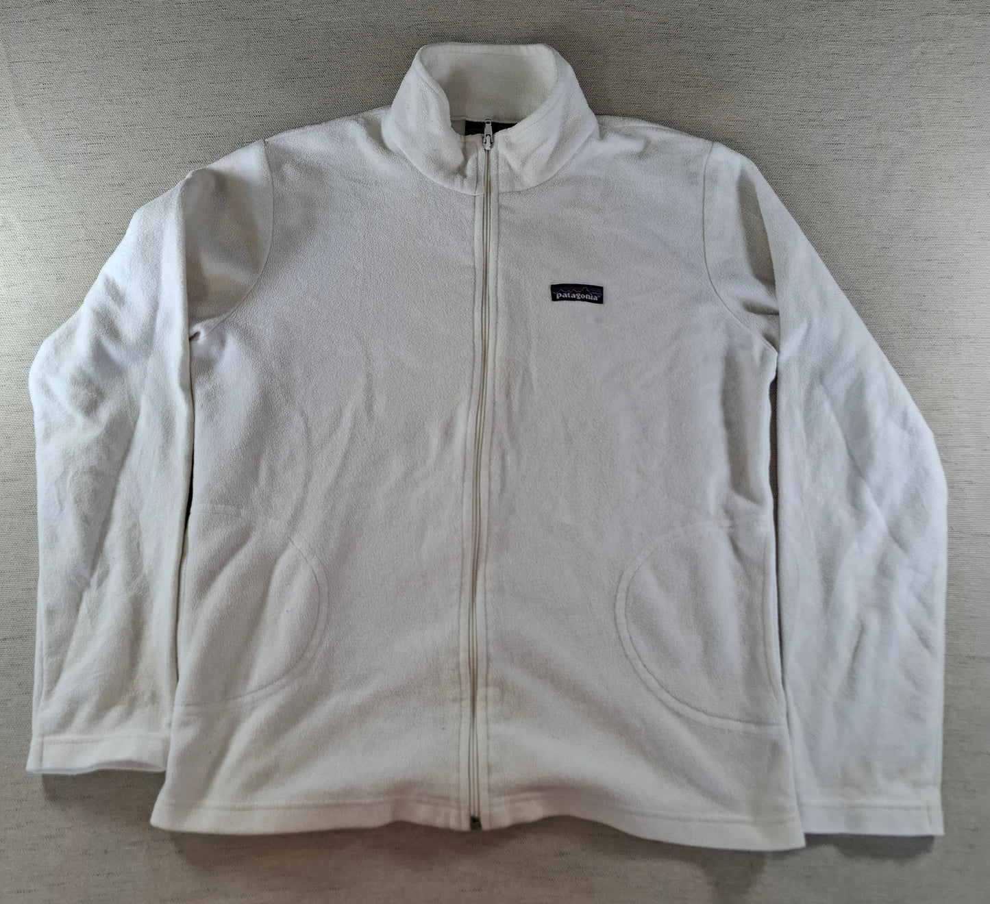 001535 – Patagonia Fleece Jacket – White, Size M