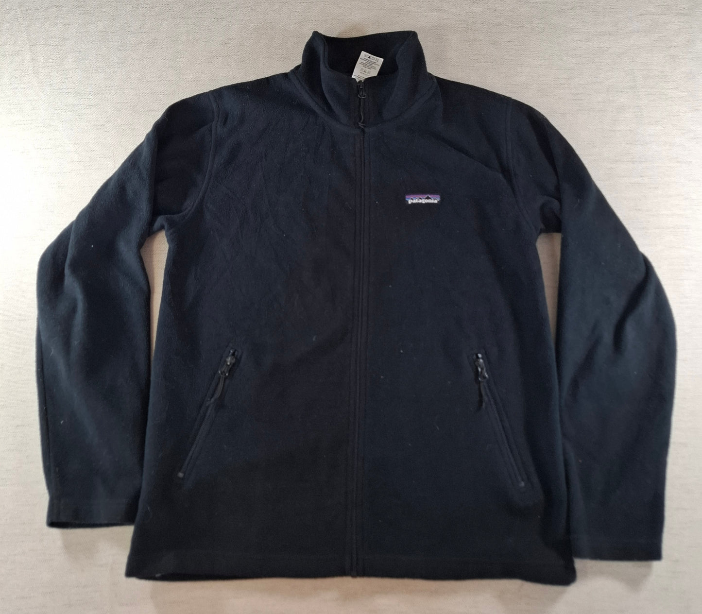 001536 – Patagonia Fleece Jacket – Black, Size M