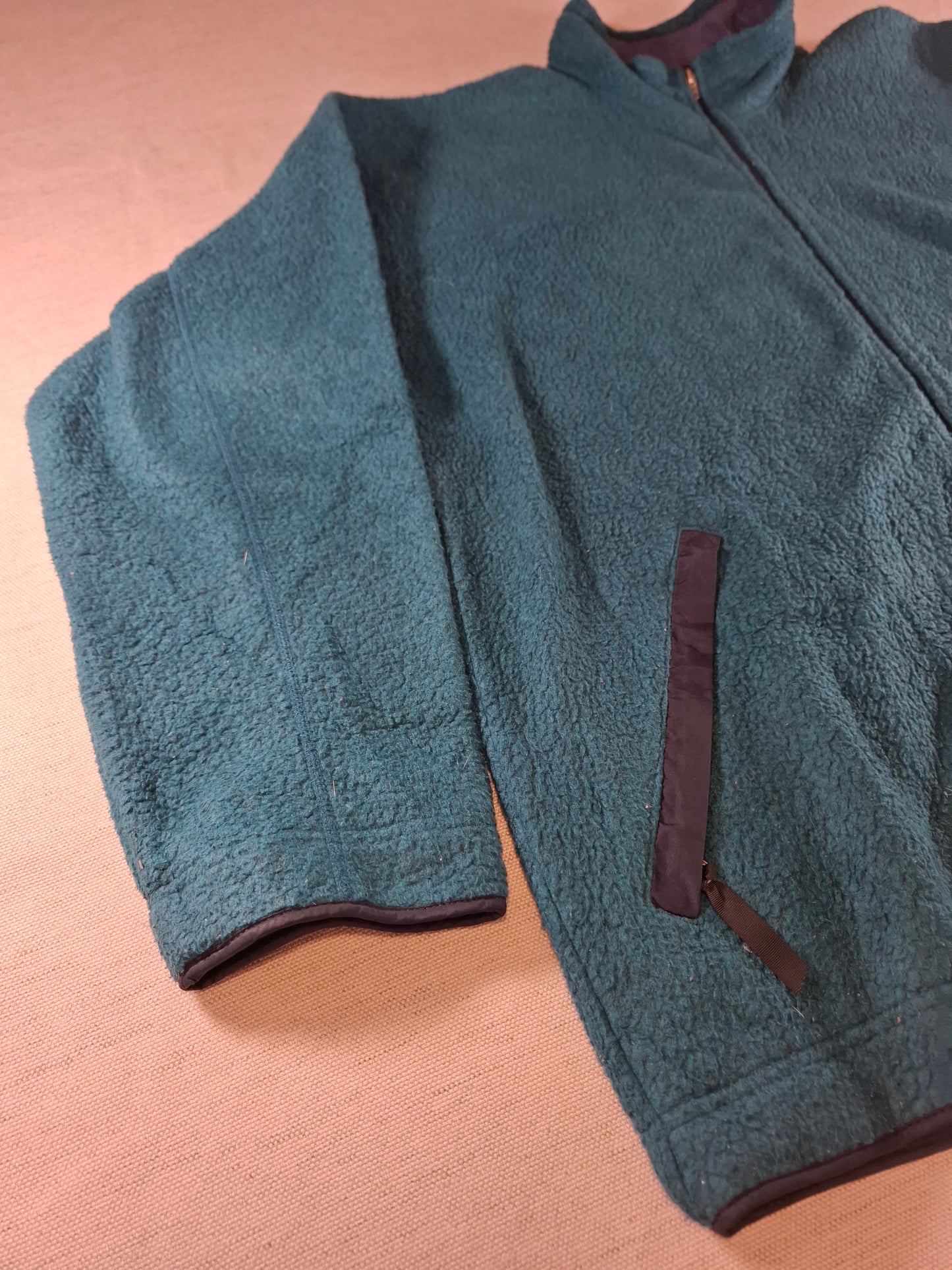 001540 – Patagonia Fleece Jacket (Synchilla) – Cream/Blue, Size XL