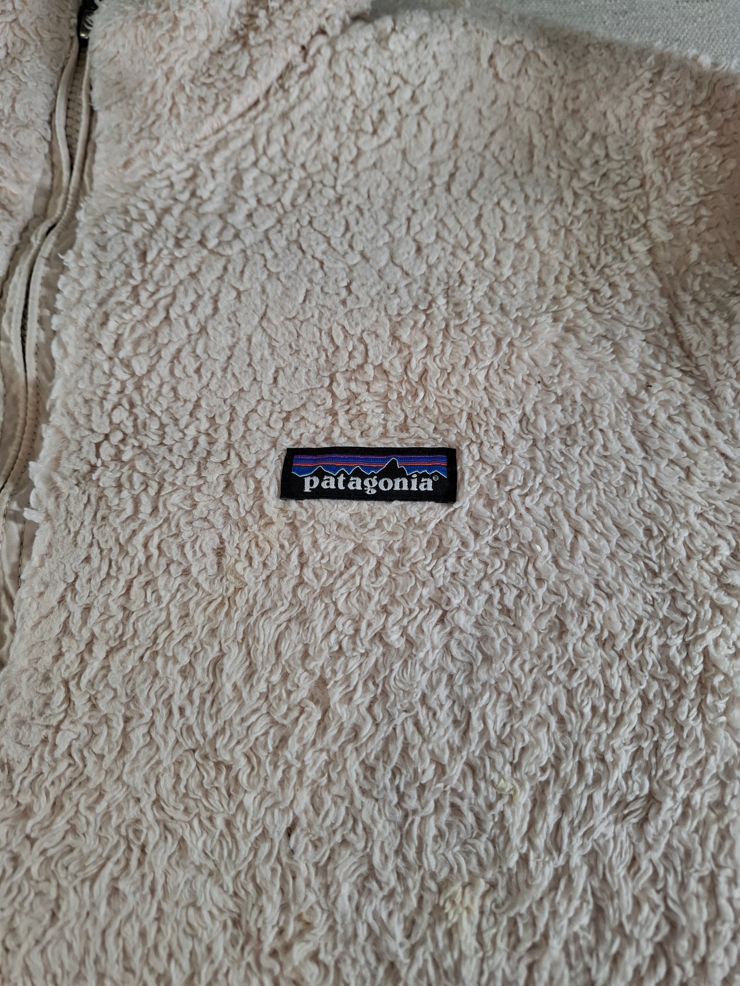 001541 – Patagonia Quarter-Zip Fleece – Cream, Size XL
