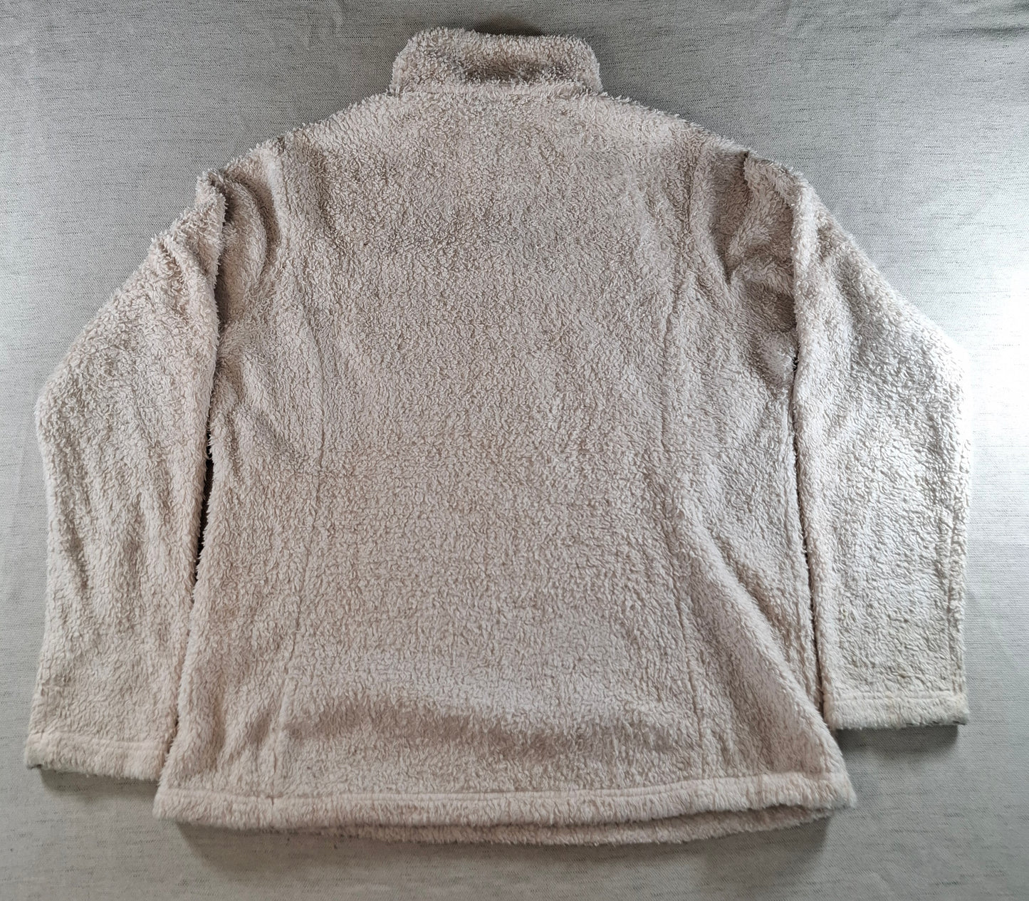 001541 – Patagonia Quarter-Zip Fleece – Cream, Size XL
