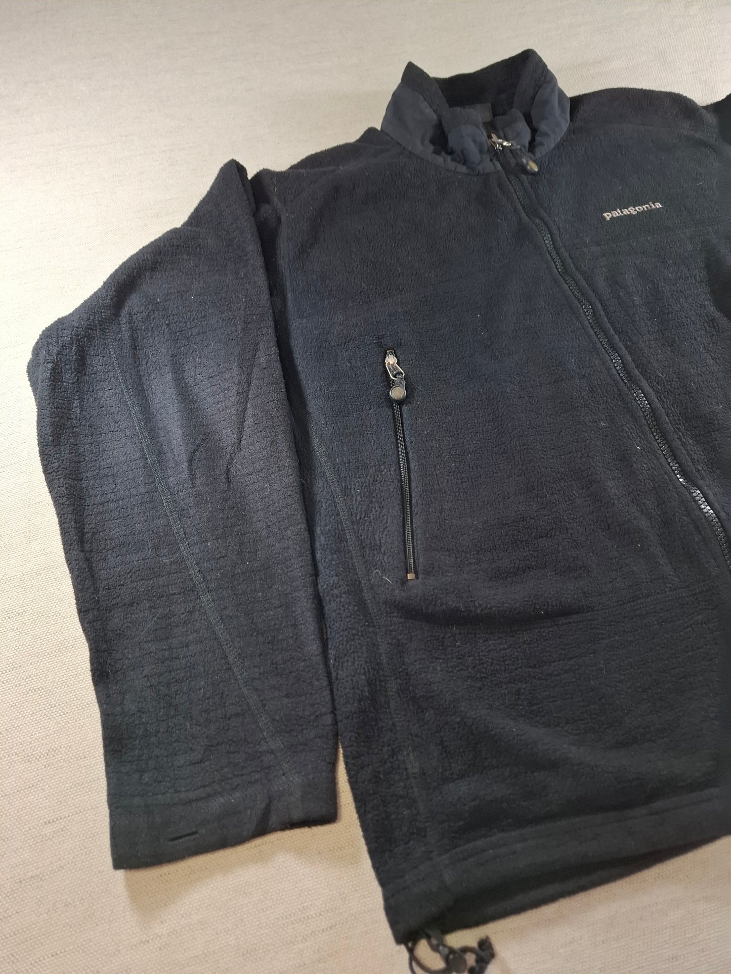 001544 – Patagonia Fleece Jacket – Black, Size M