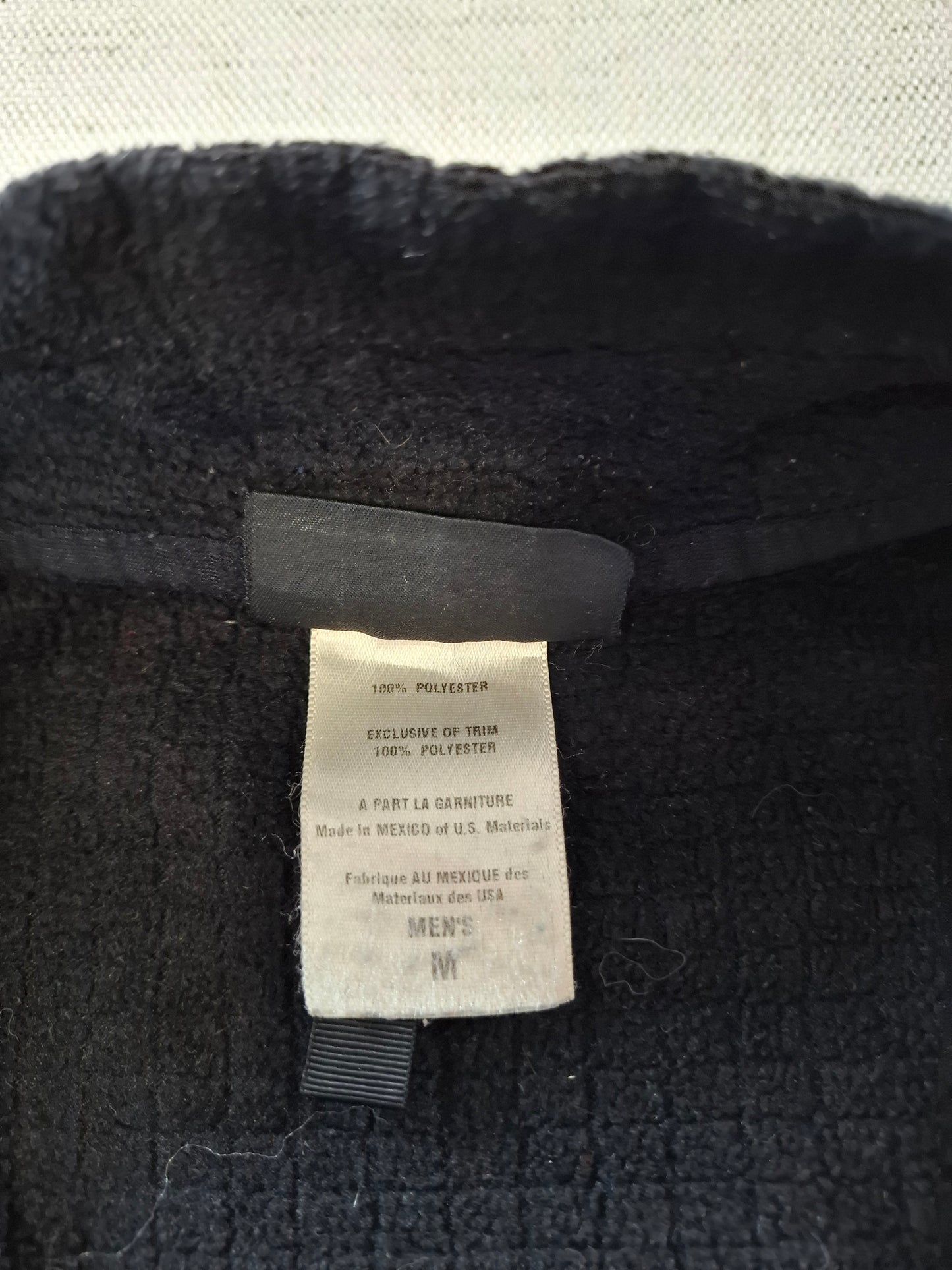 001544 – Patagonia Fleece Jacket – Black, Size M