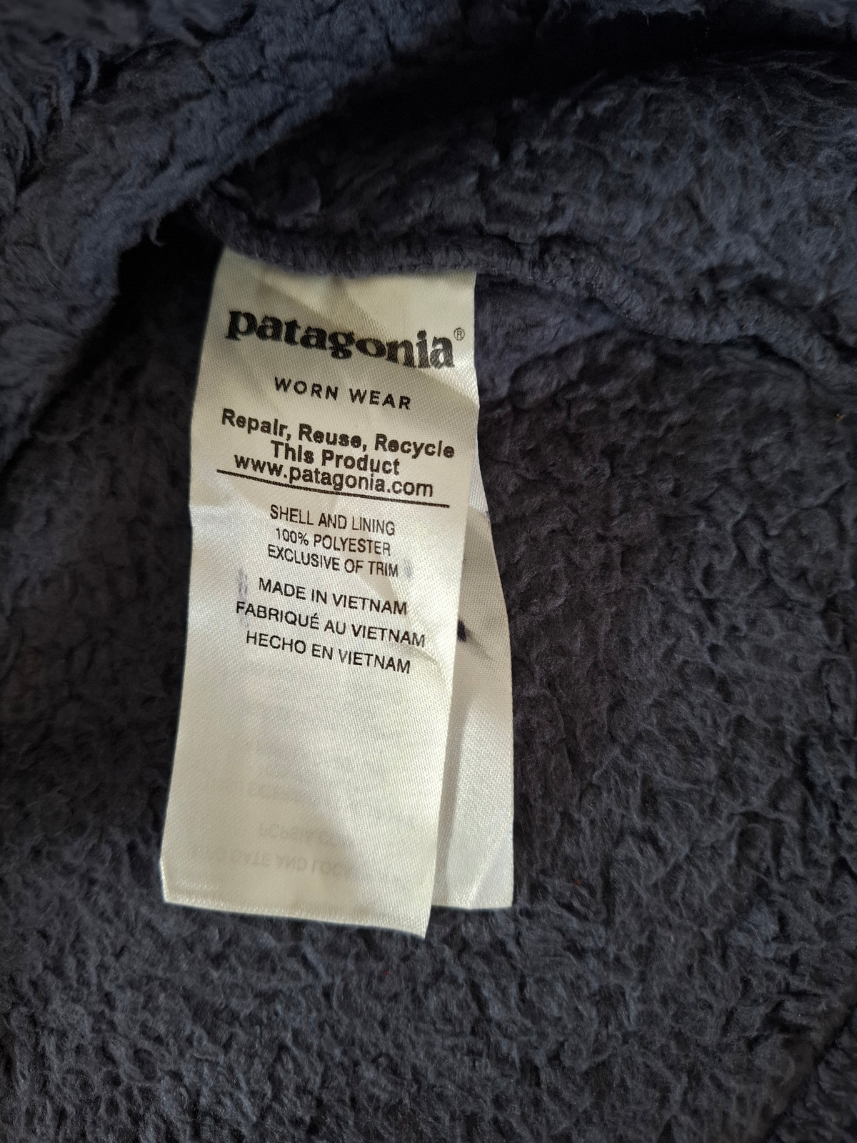 001551 – Patagonia Fleece Jacket – Grey, Size S