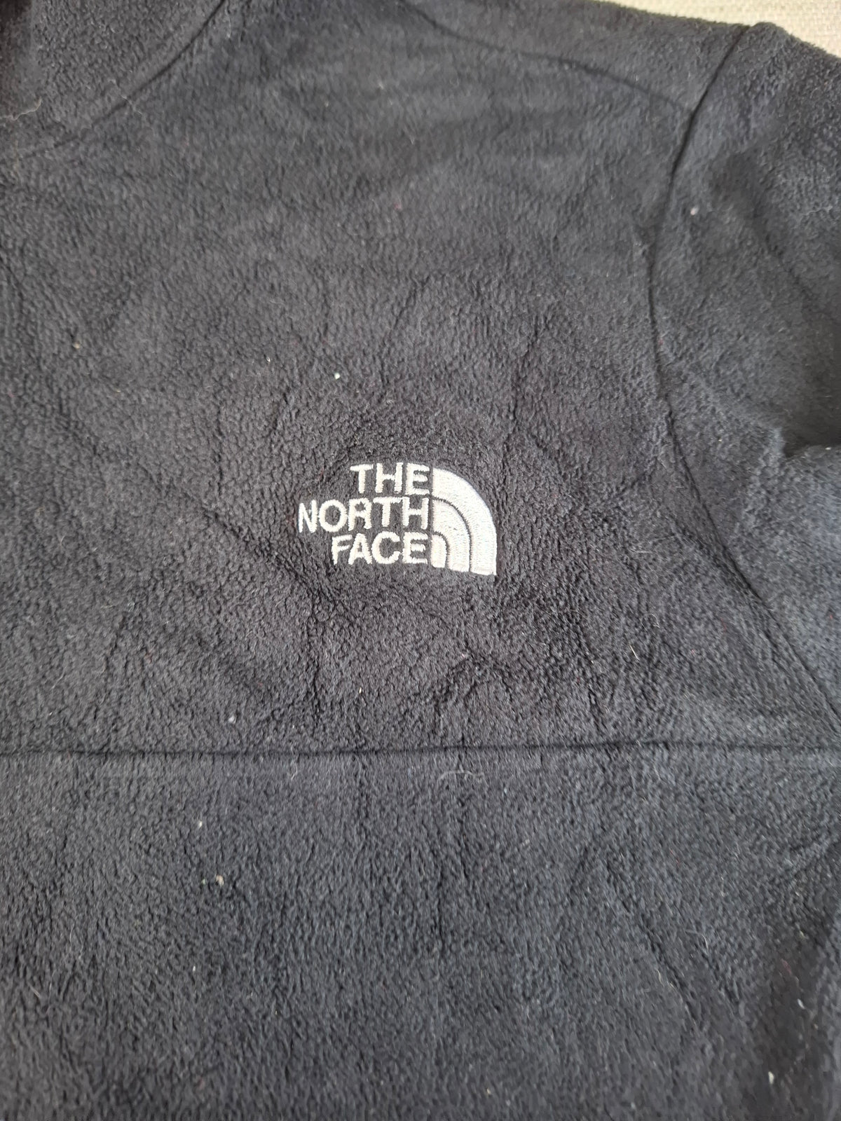 001554 – The North Face Fleece Jacket – Black, Size Women's S