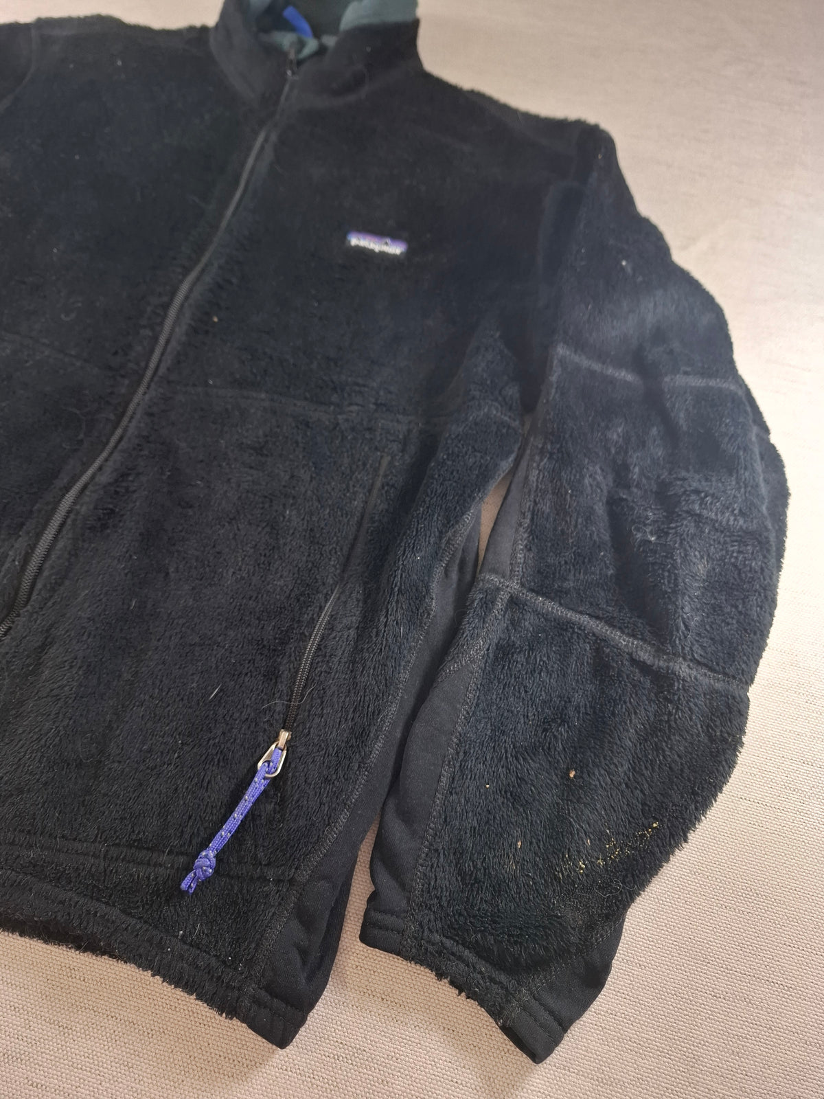 001556 – Patagonia Fleece Jacket – Black, Size S