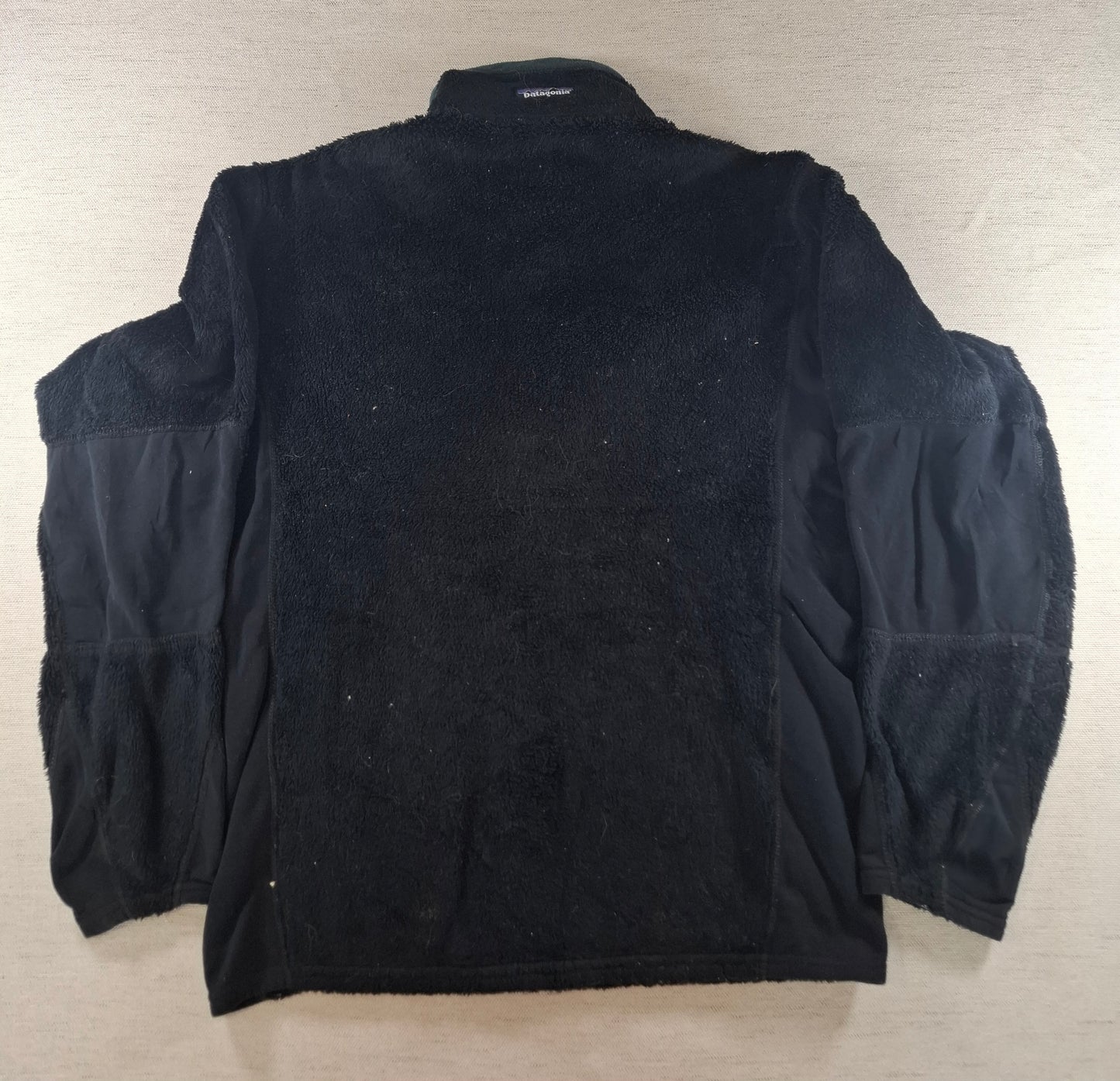 001556 – Patagonia Fleece Jacket – Black, Size S