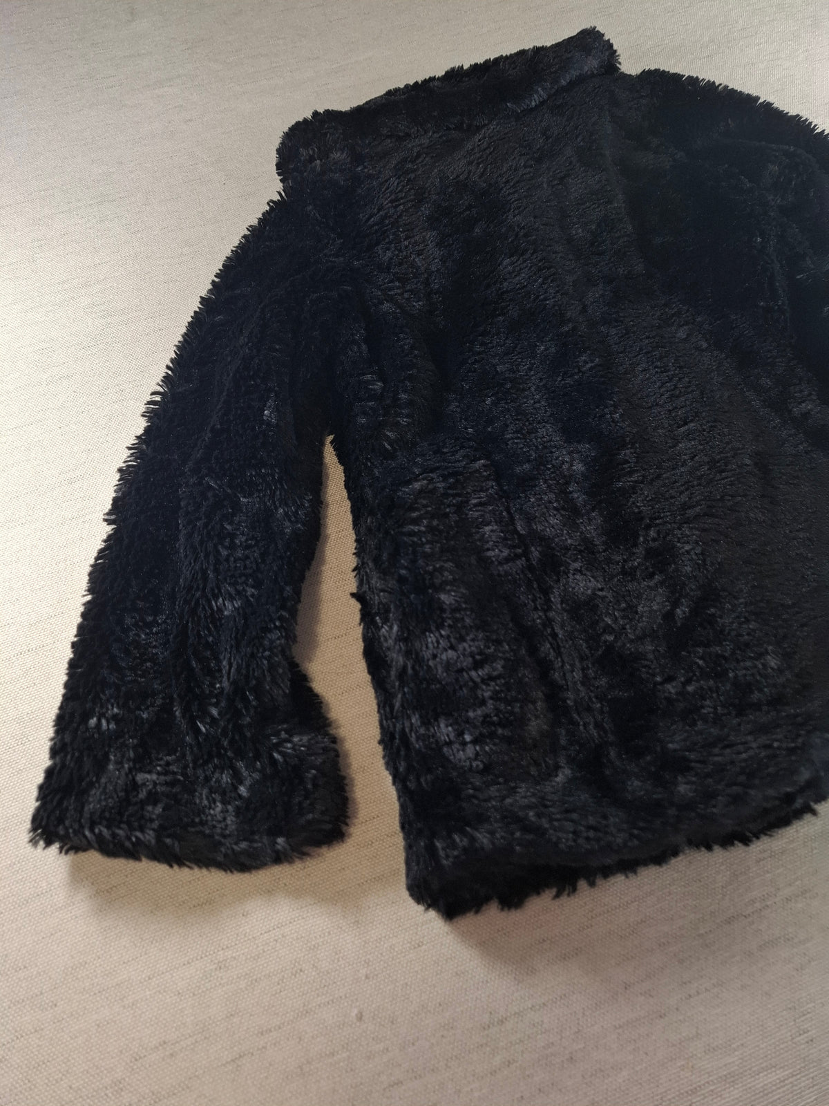 001557 – Patagonia Fleece Jacket – Black, Size Kids 5-6 years