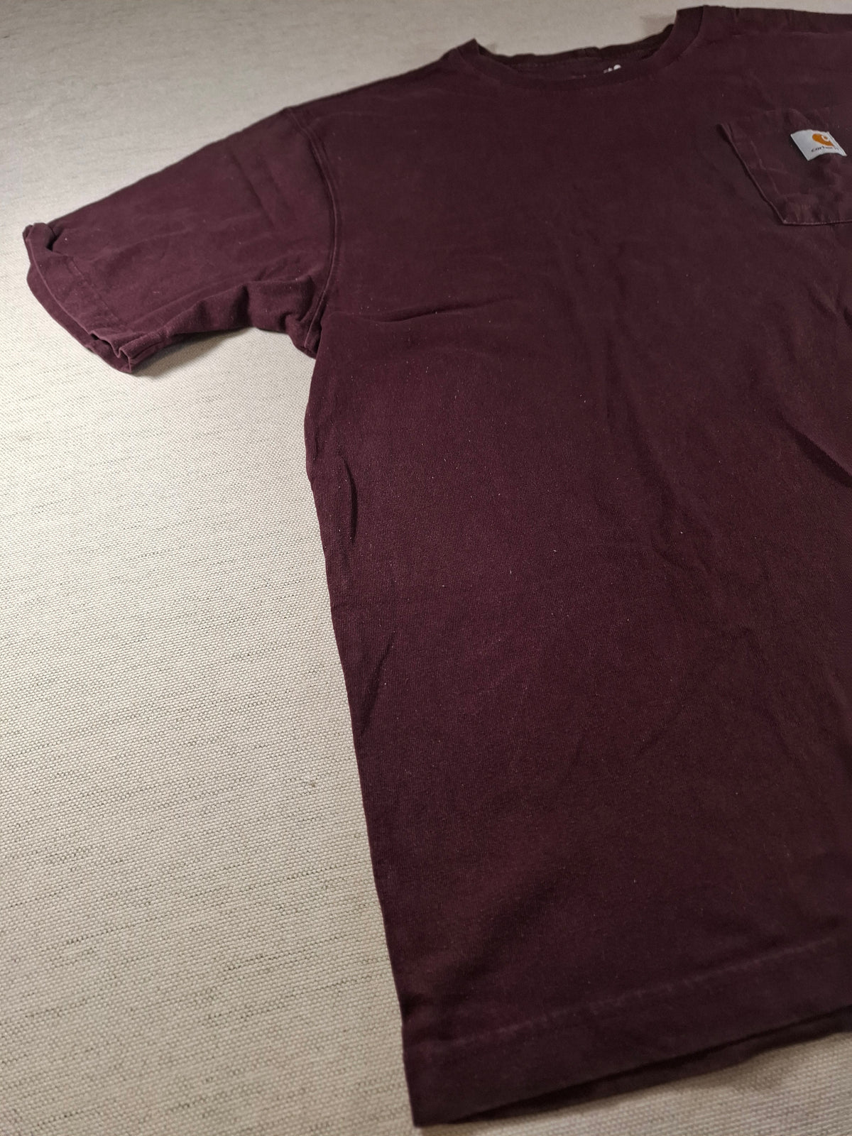 001567 – Carhartt T-Shirt – Burgundy Red, Size L