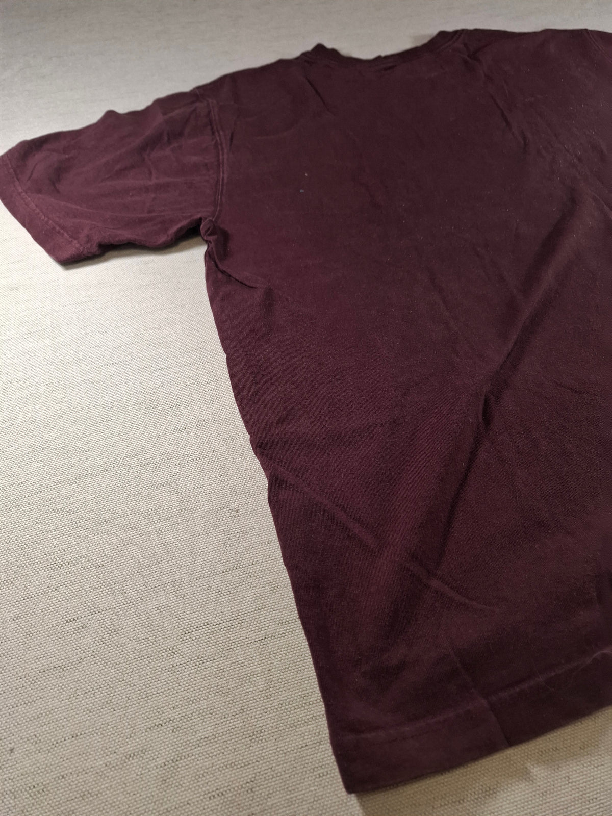 001567 – Carhartt T-Shirt – Burgundy Red, Size L