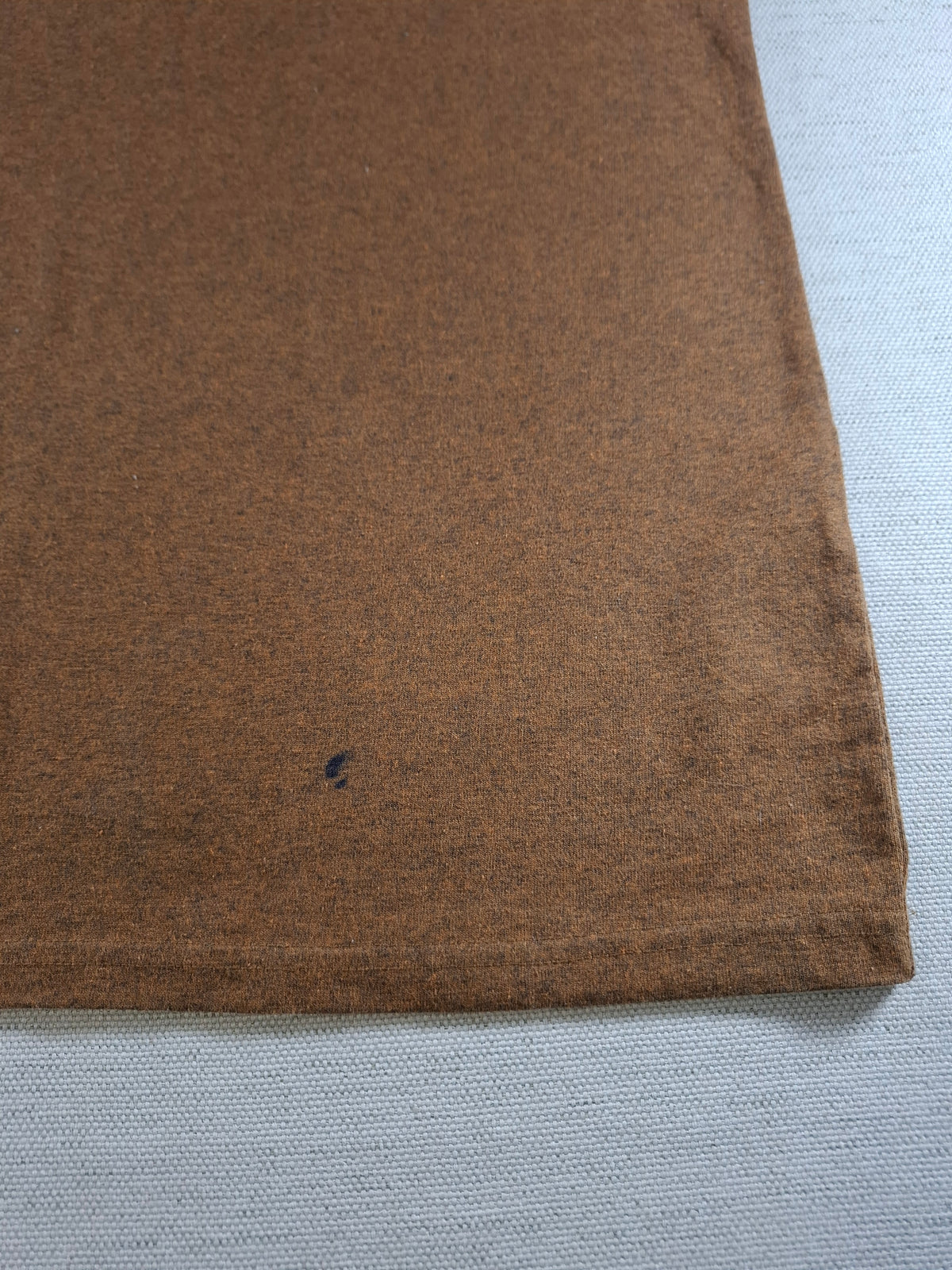 001569 – Carhartt T-Shirt – Brown, Size L