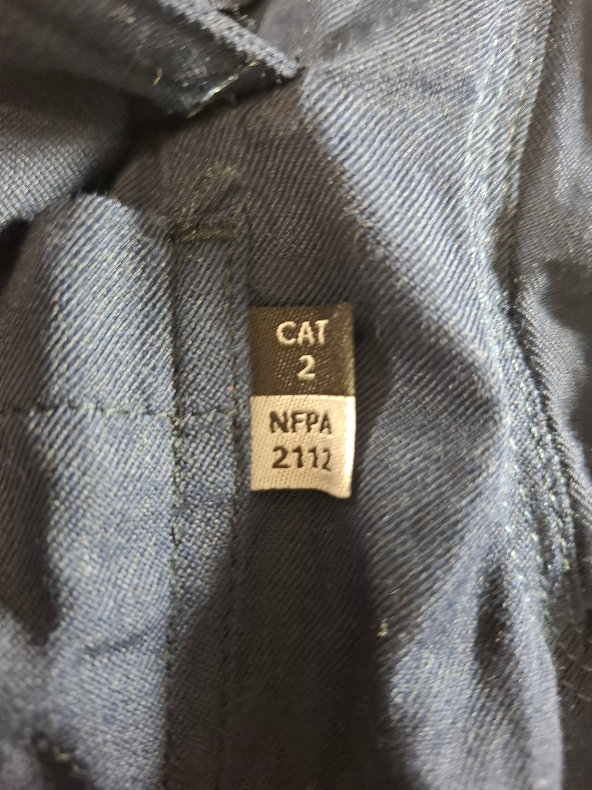 001581 – Carhartt Flame-Resistant Work Shirt – Navy, Size M