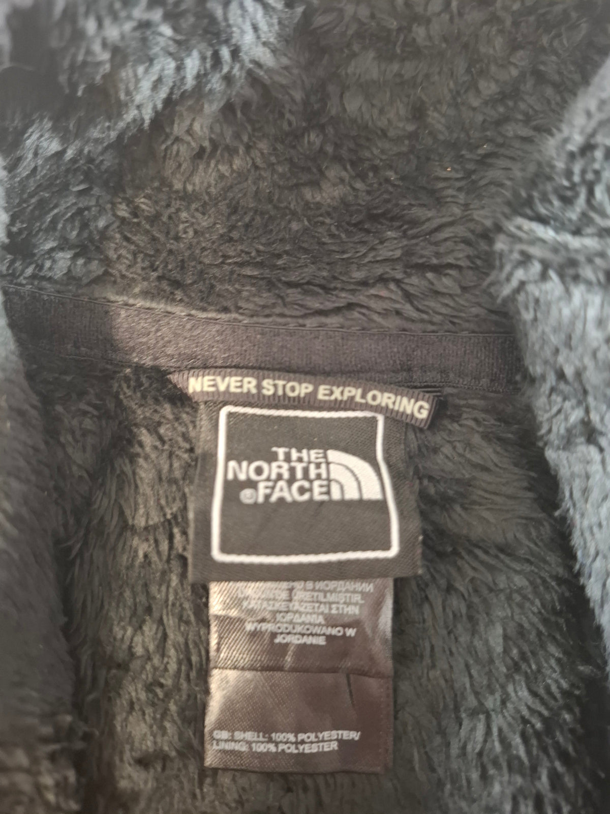 001558 – The North Face Fleece Jacket – Black, Size Women's M