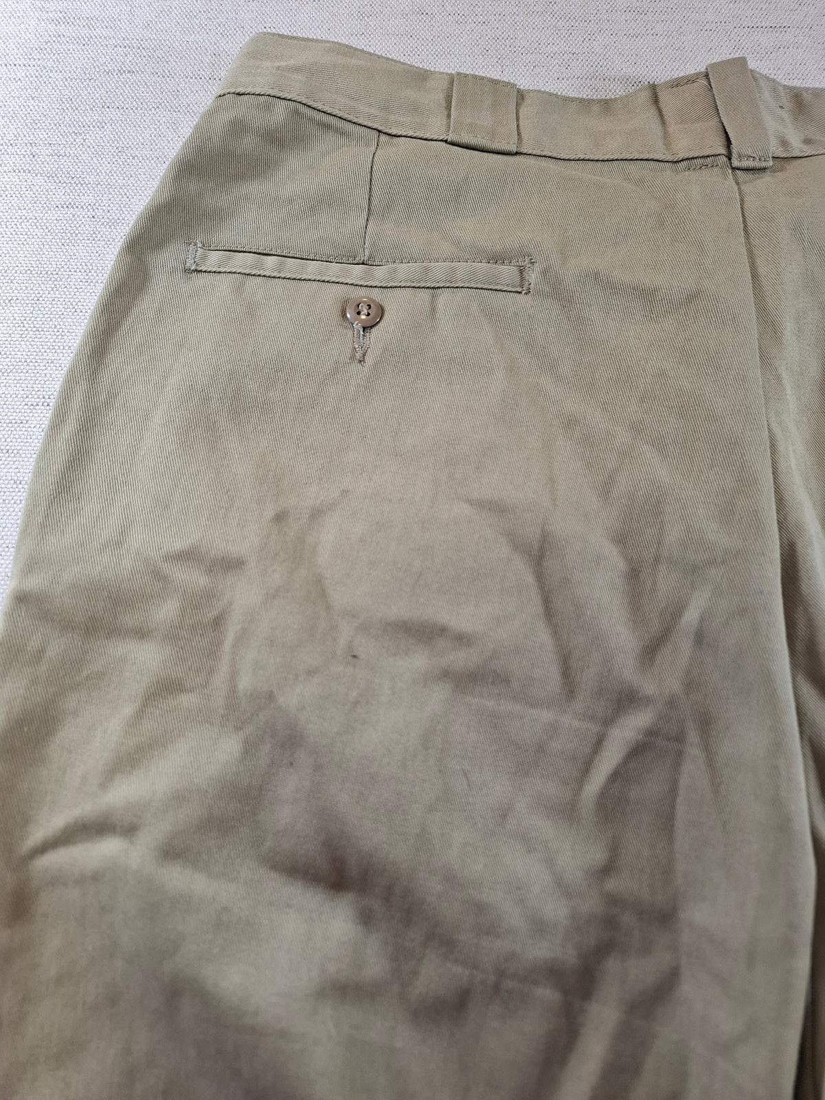 000419 – Dickies Trousers – Khaki, Size 36/32