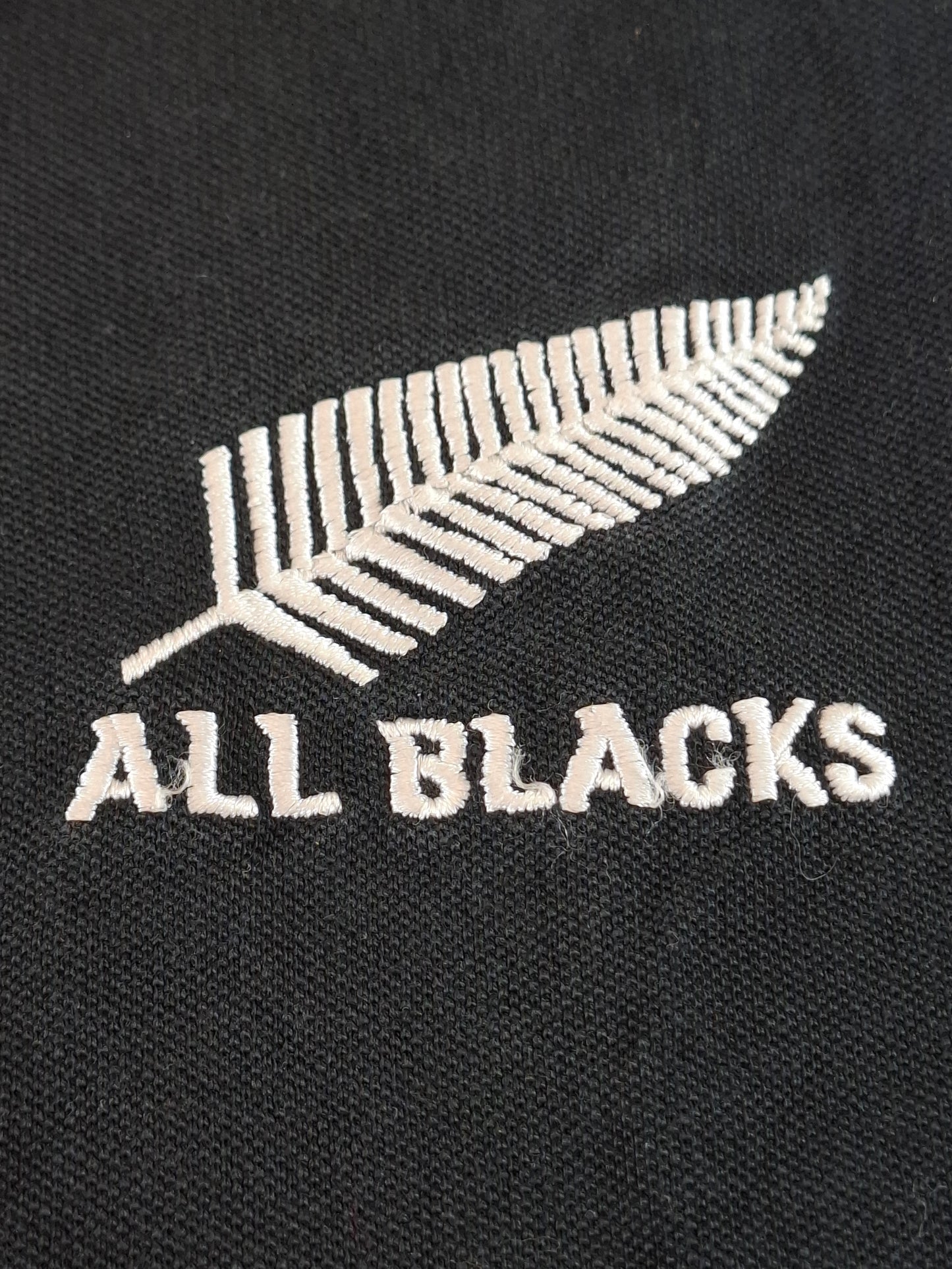 000159 Adidas Polo size M BLACK New Zealand All Blacks Rugby