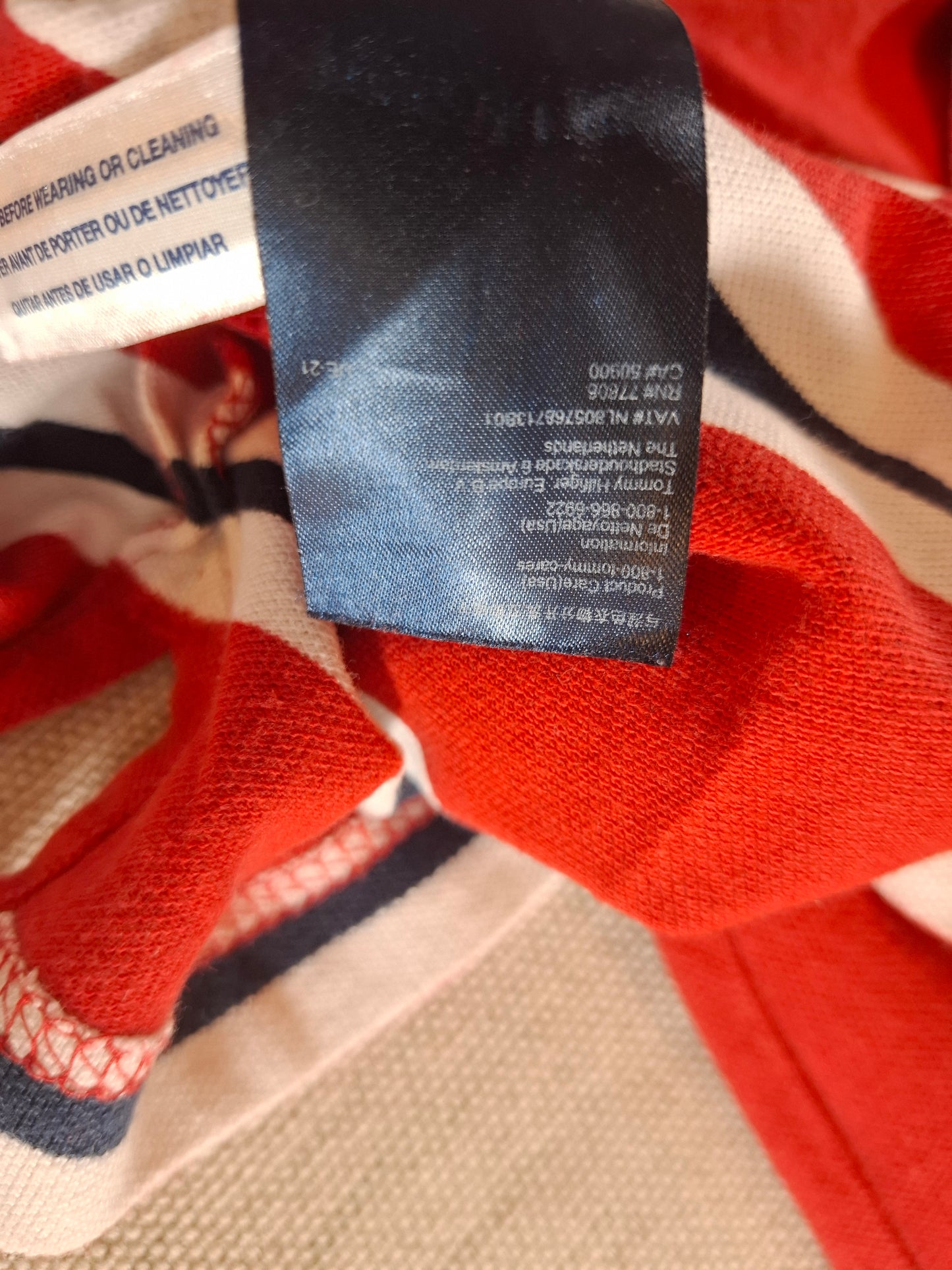 001111 Tommy Hilfiger Polo size M Red/ White/ Black striped