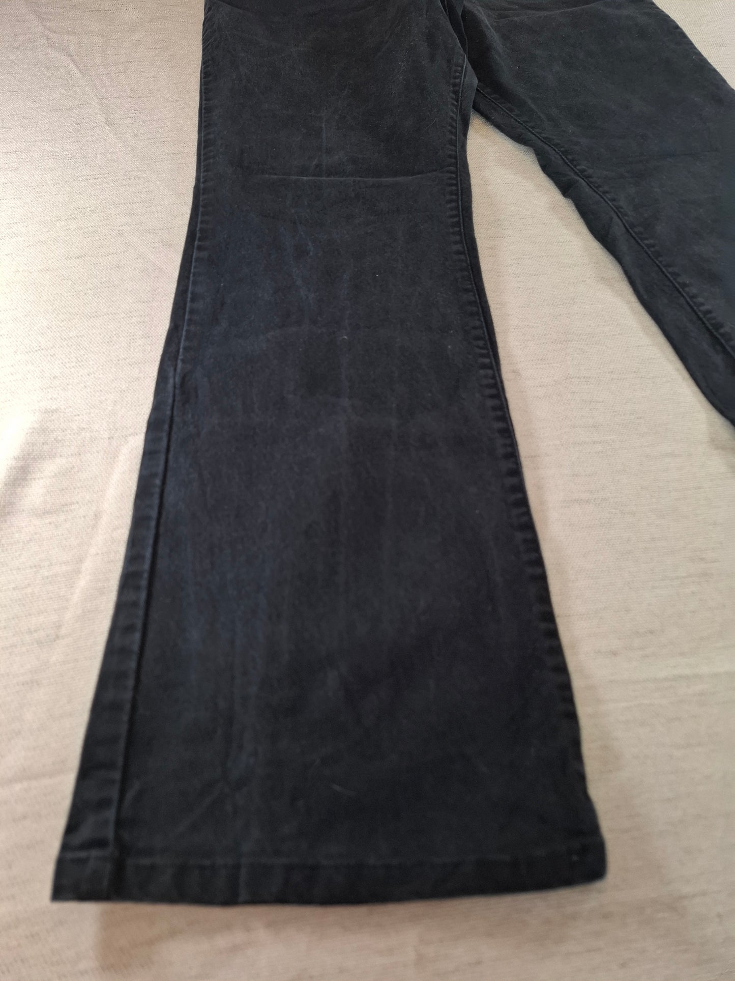 000173 Levi's 550 Jeans size 12L Black