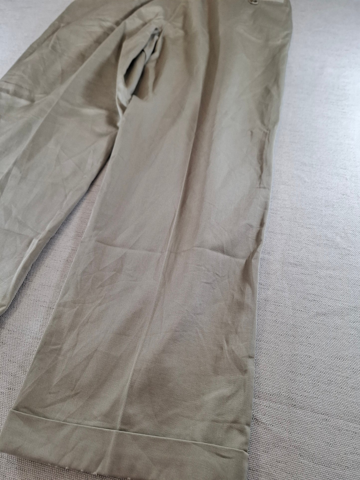 000171 Tommy Hilfiger Chino size 38/30 Khaki
