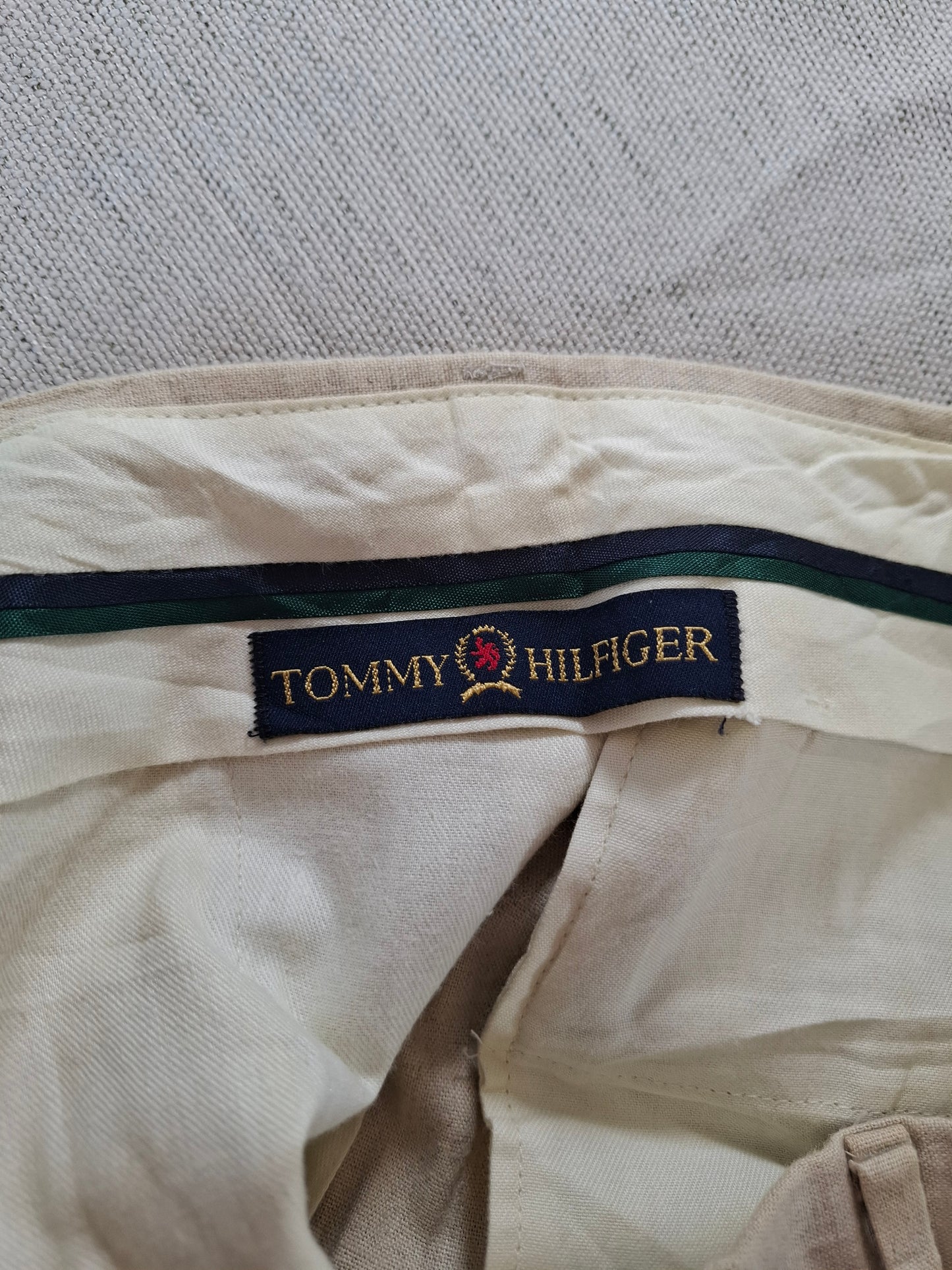 000170 Tommy Hilfiger Chino size 38/30 Khaki