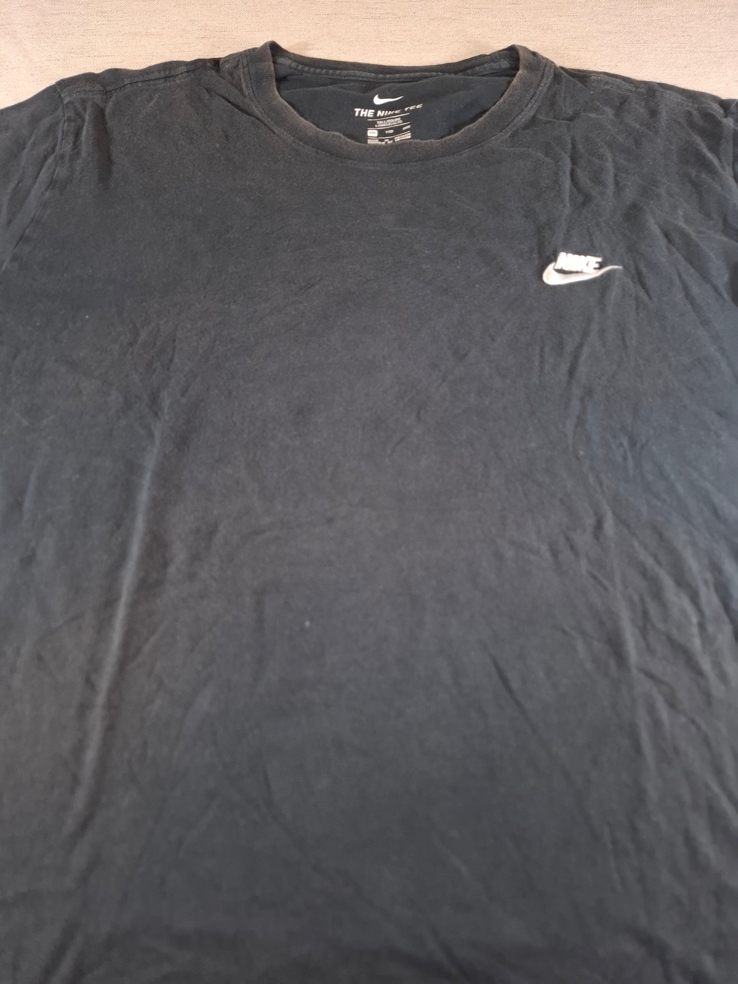 001124 Nike T-shirt size XXL Black