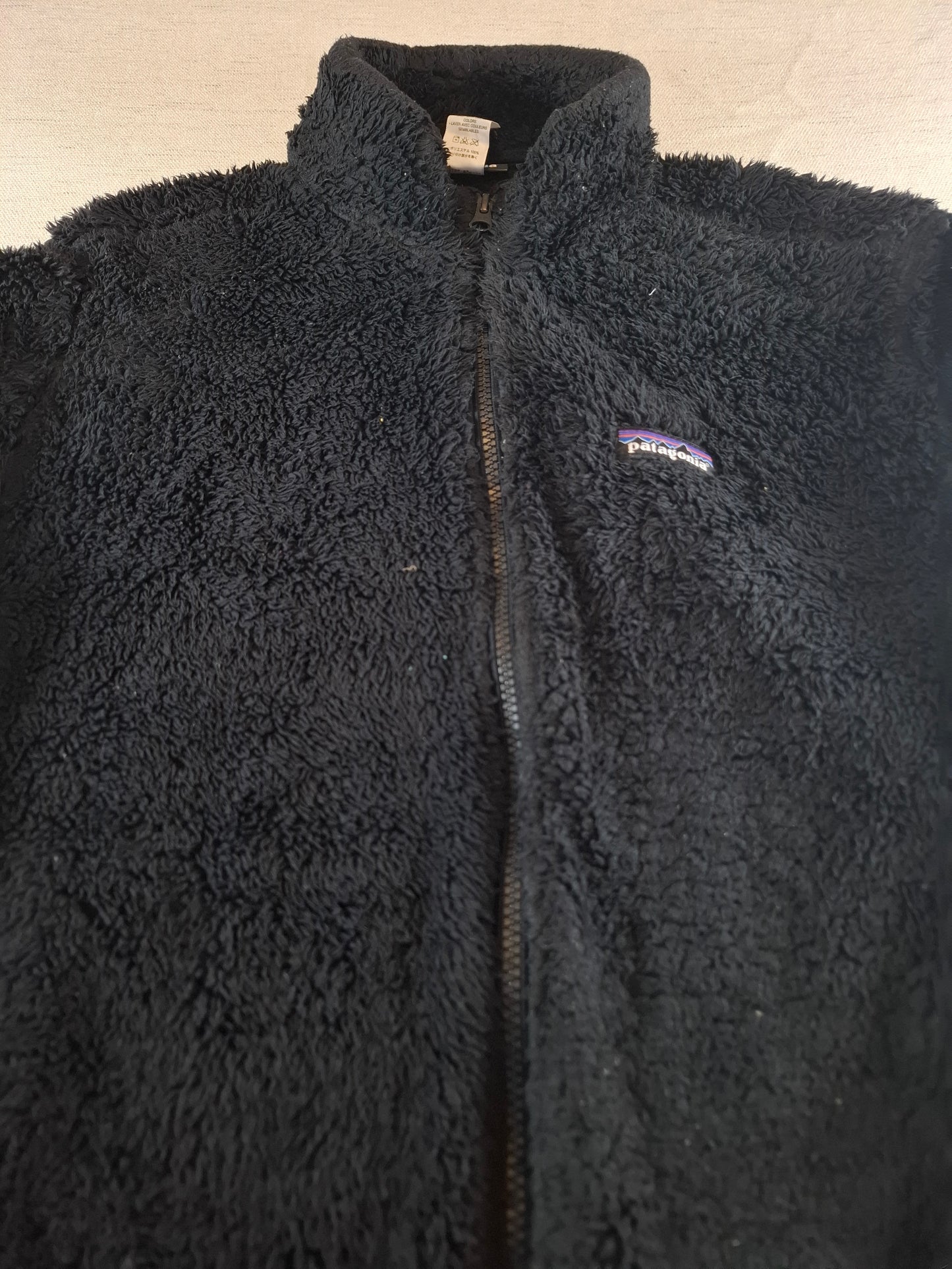 000693 Patagonia Fleece size M Black