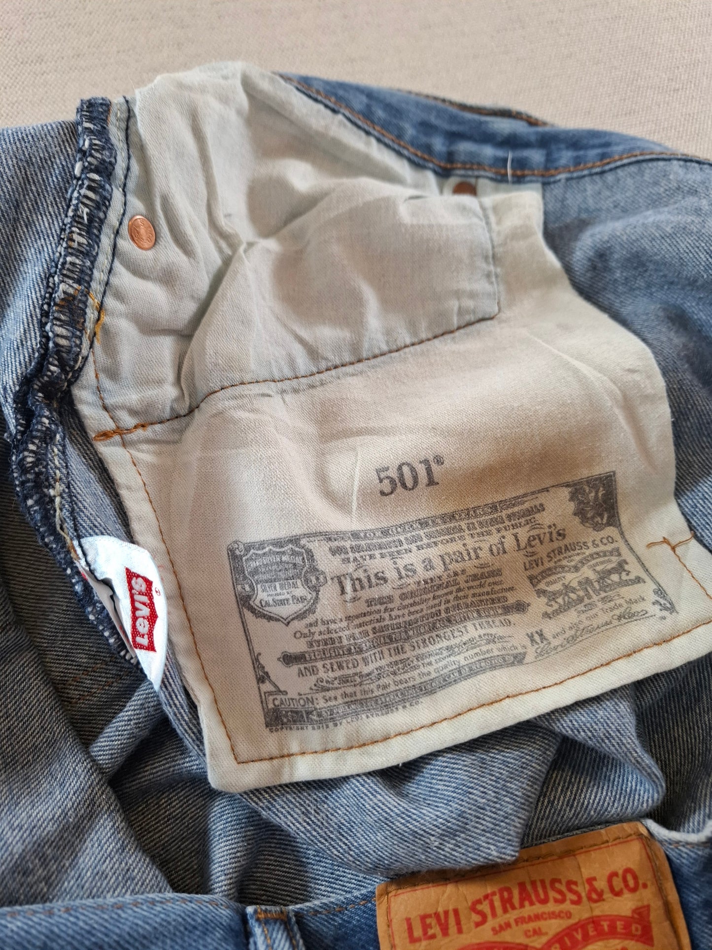 000268 Levi's 501 Jeans size 48/32 Blue