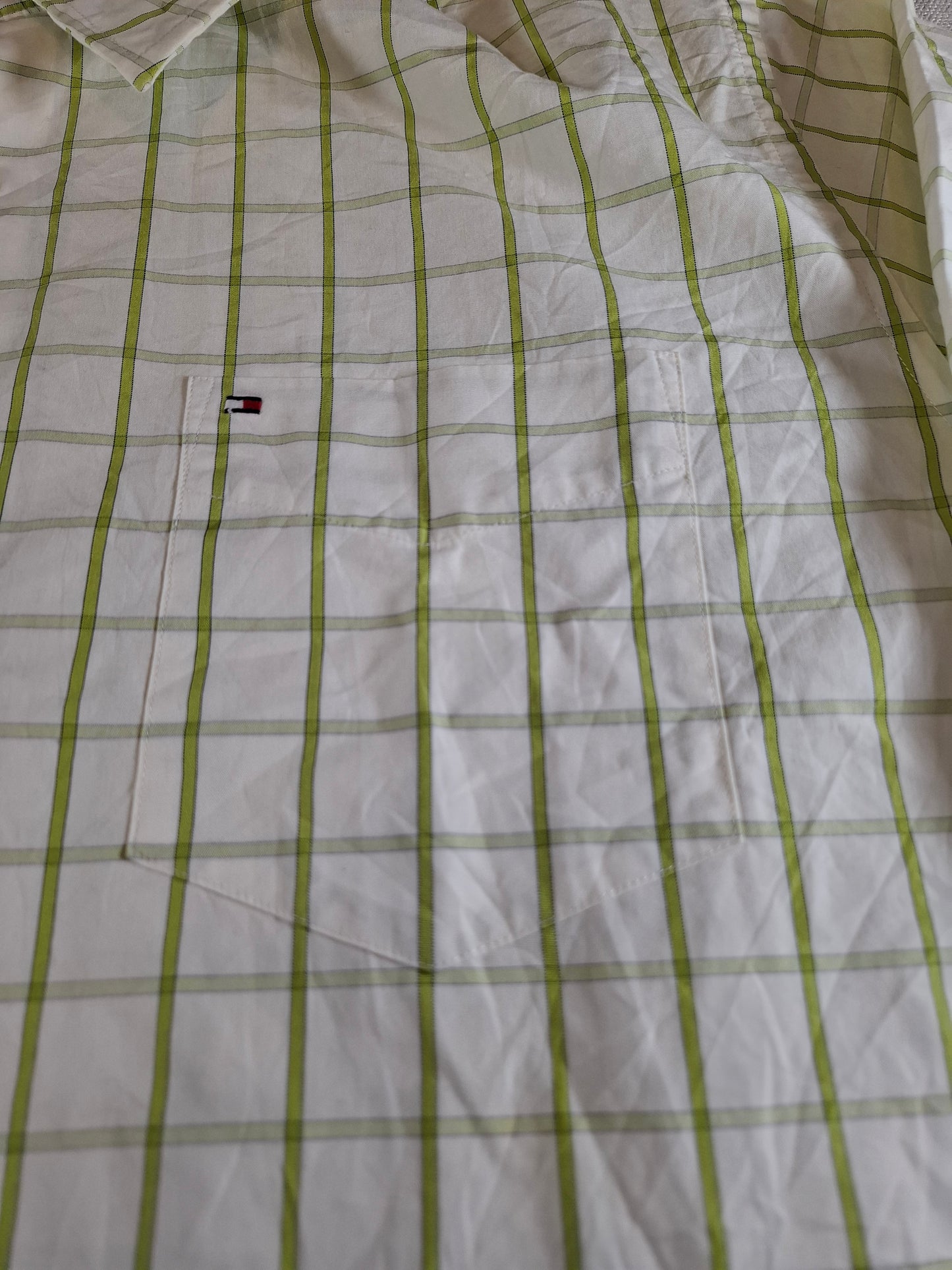 001093 Tommy Hilfiger Button down shirt size 16,5-17 / L Green/ White checkered