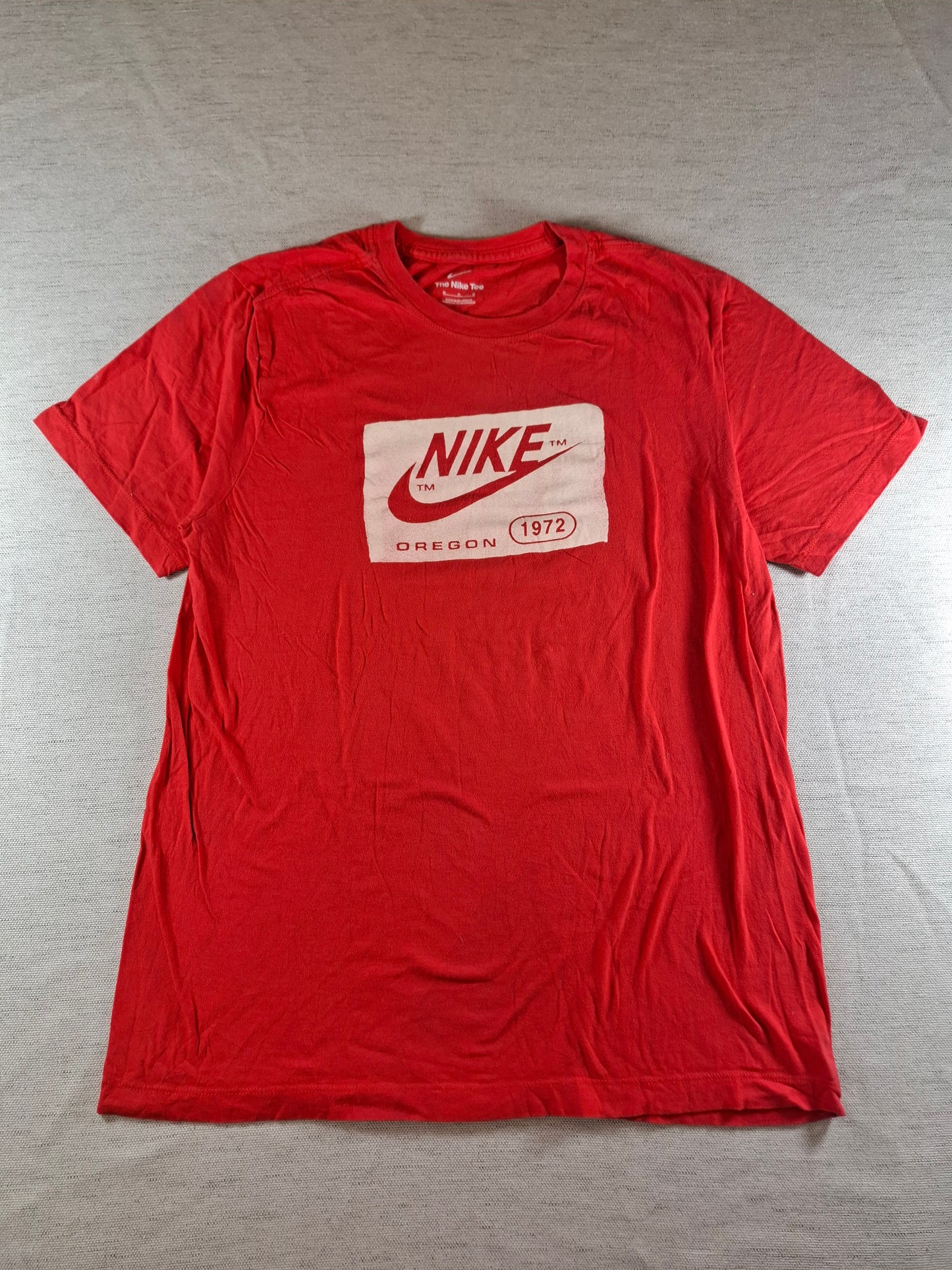 001129 Nike T-shirt size M Red