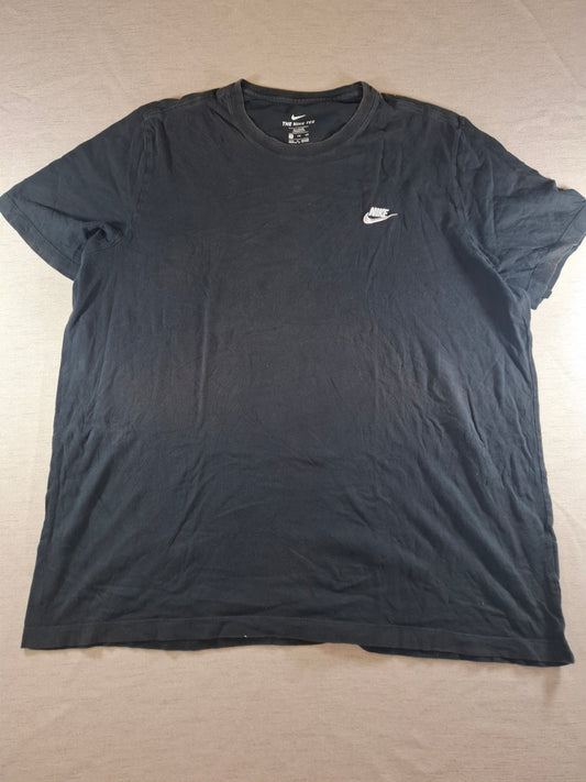 001124 Nike T-shirt size XXL Black