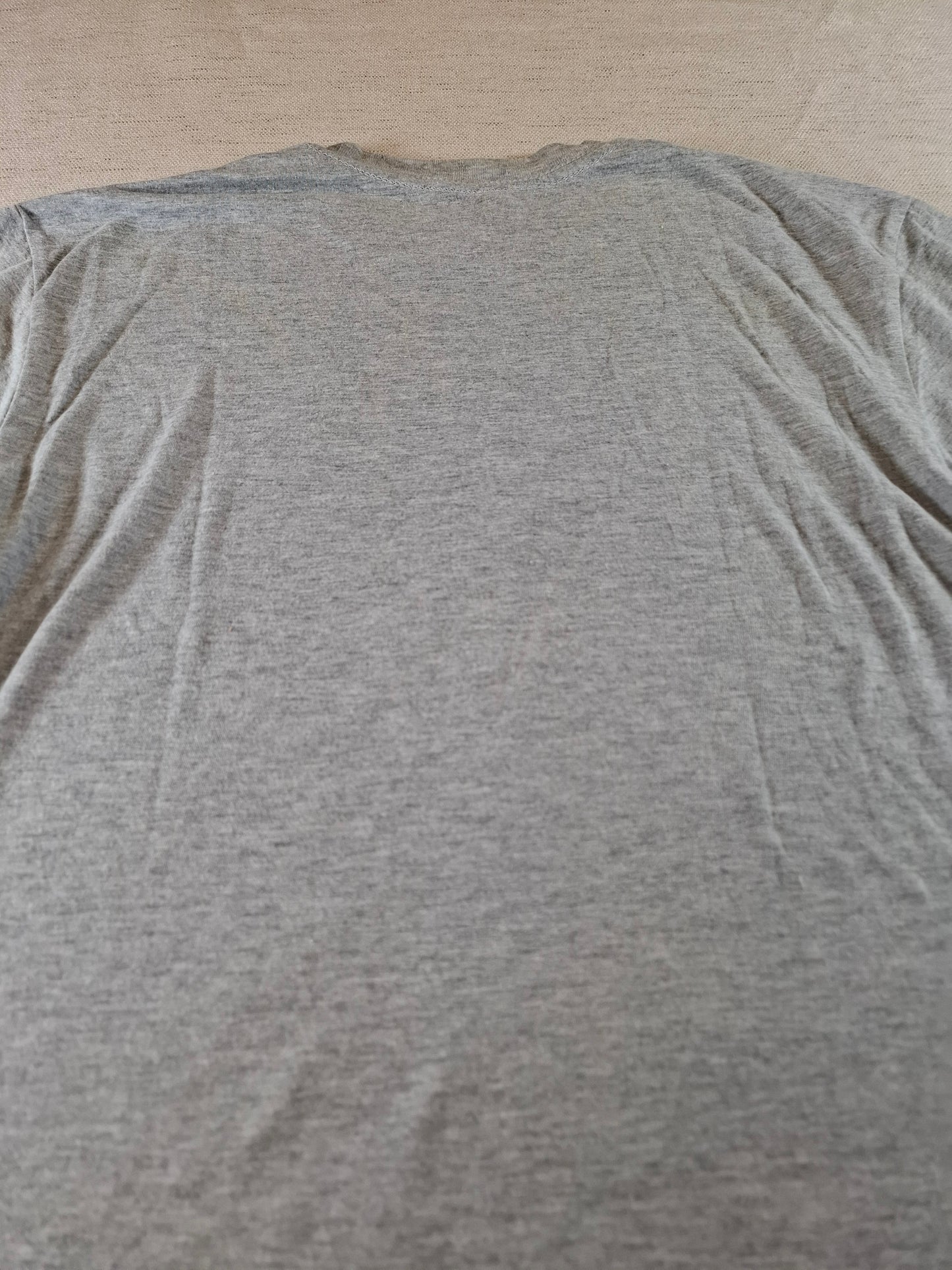000128 Adidas T-shirt size S Grey