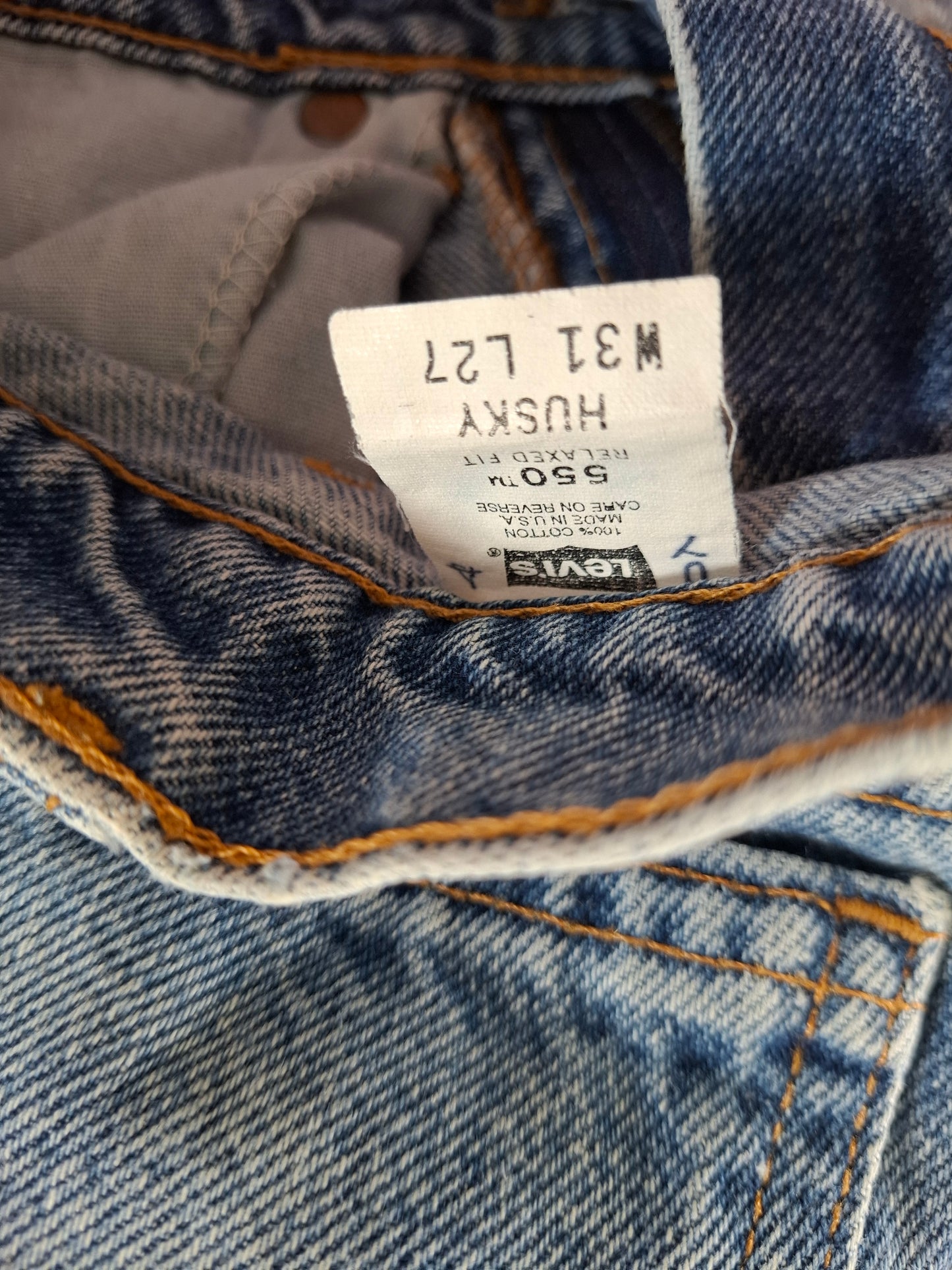 000177 Levi's 550 Jeans size 31/27 Blue