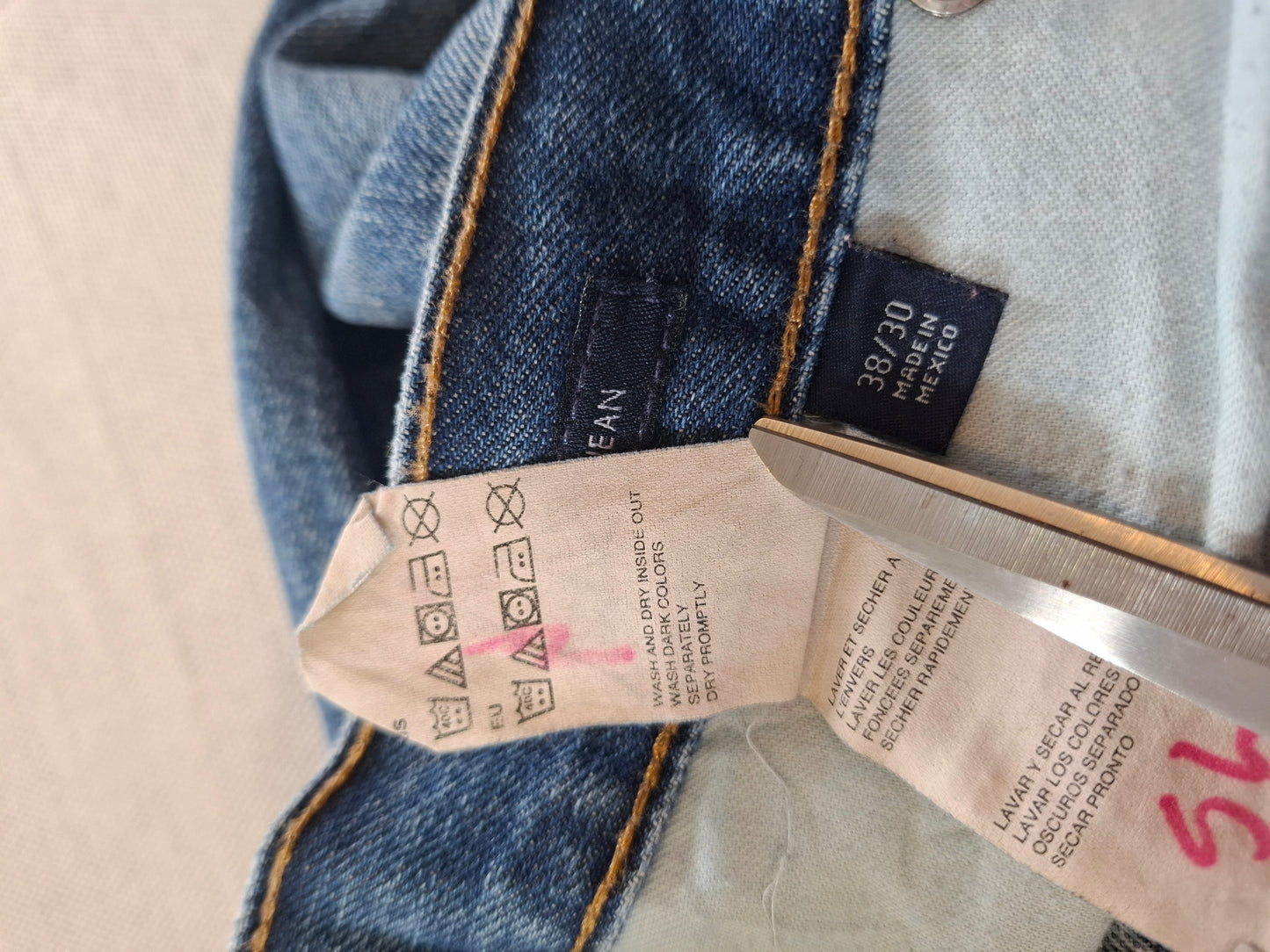 000217 Tommy Hilfiger 38/30 size Jeans Blue