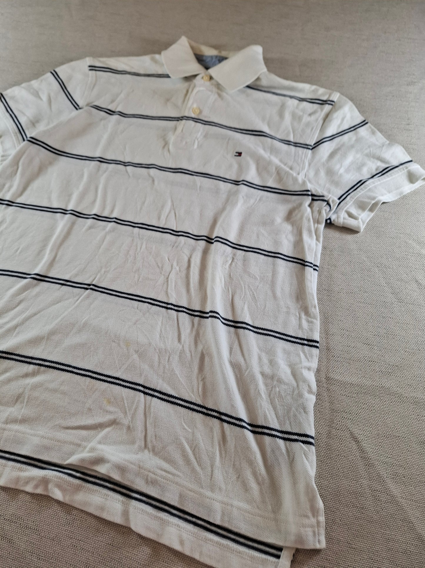 001065 Tommy Hilfiger Polo size S White/ Black