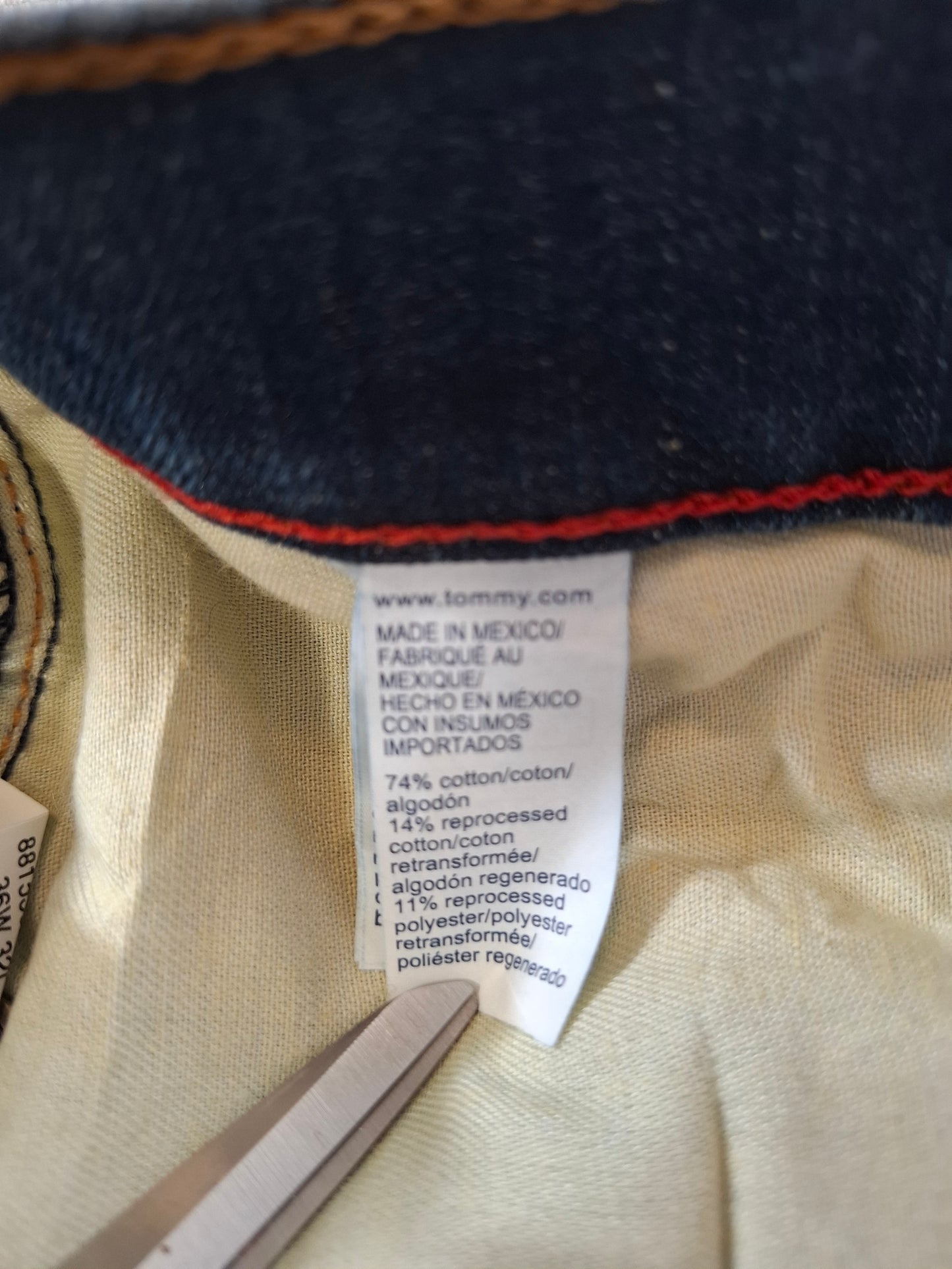 000219 Tommy Hilfiger Jeans size 36/32 Blue