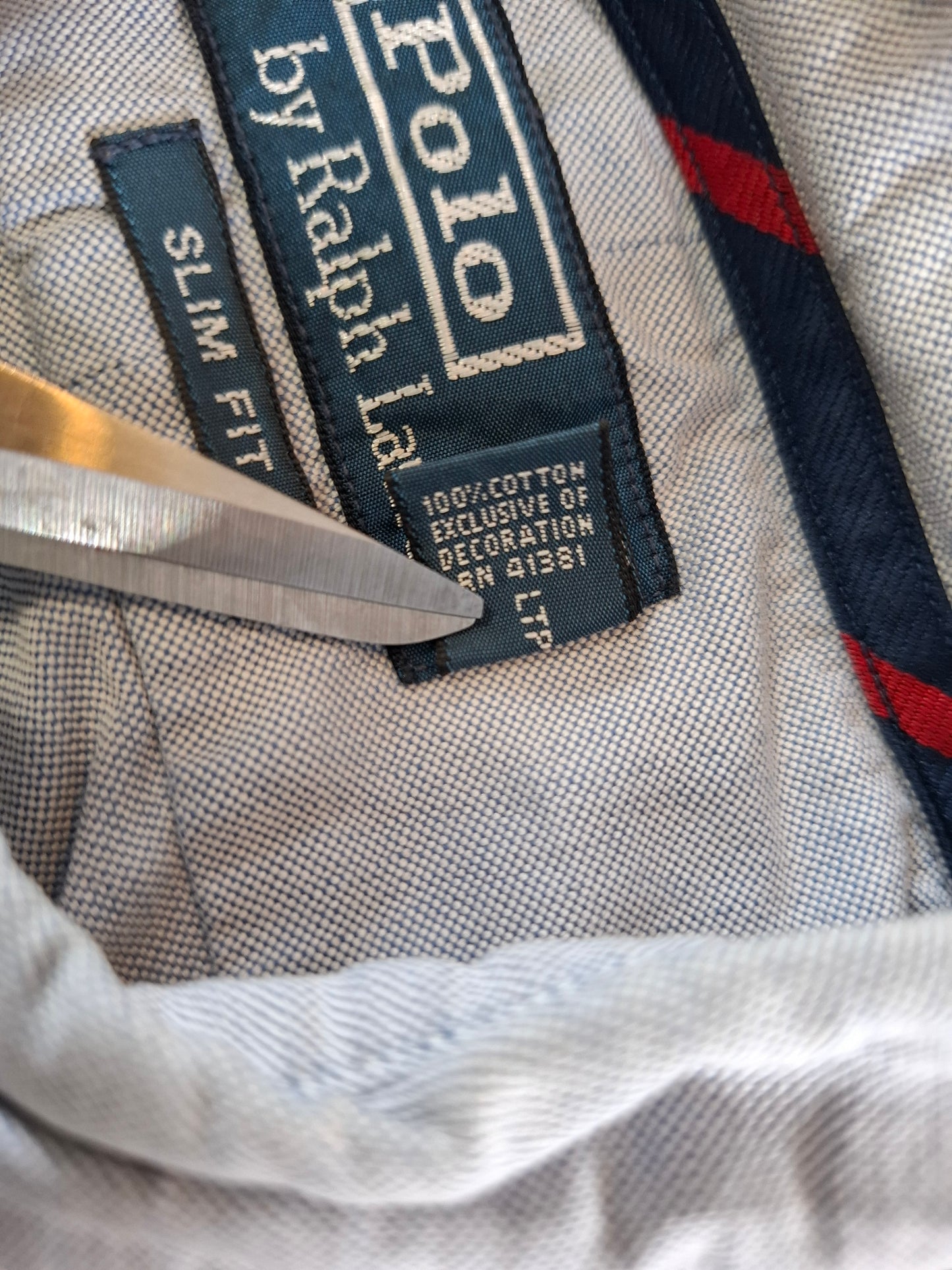 001077 Polo Ralph Lauren Button down shirt size M Light blue