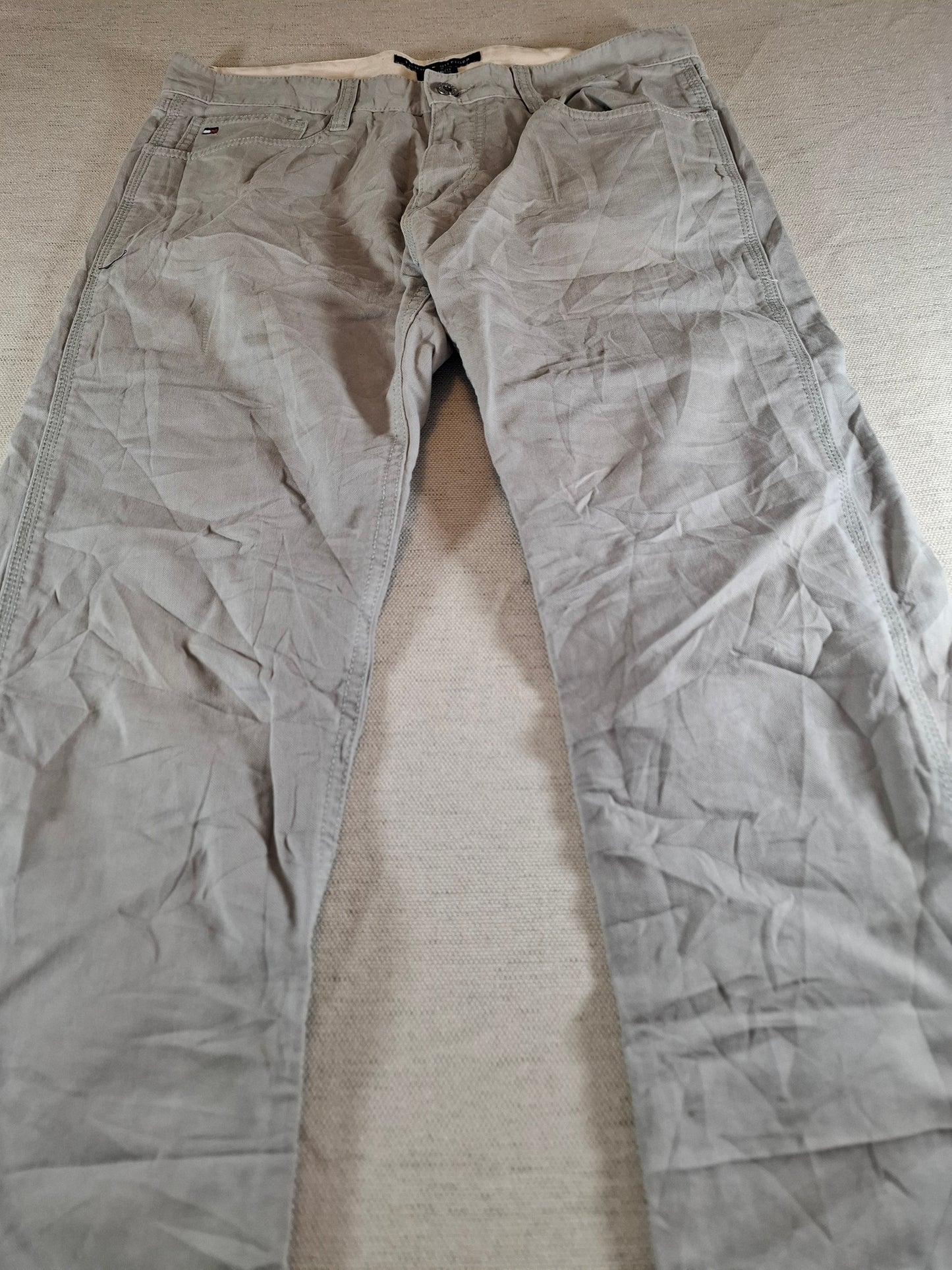000224 Tommy Hilfiger Jeans size 30/32 Grey
