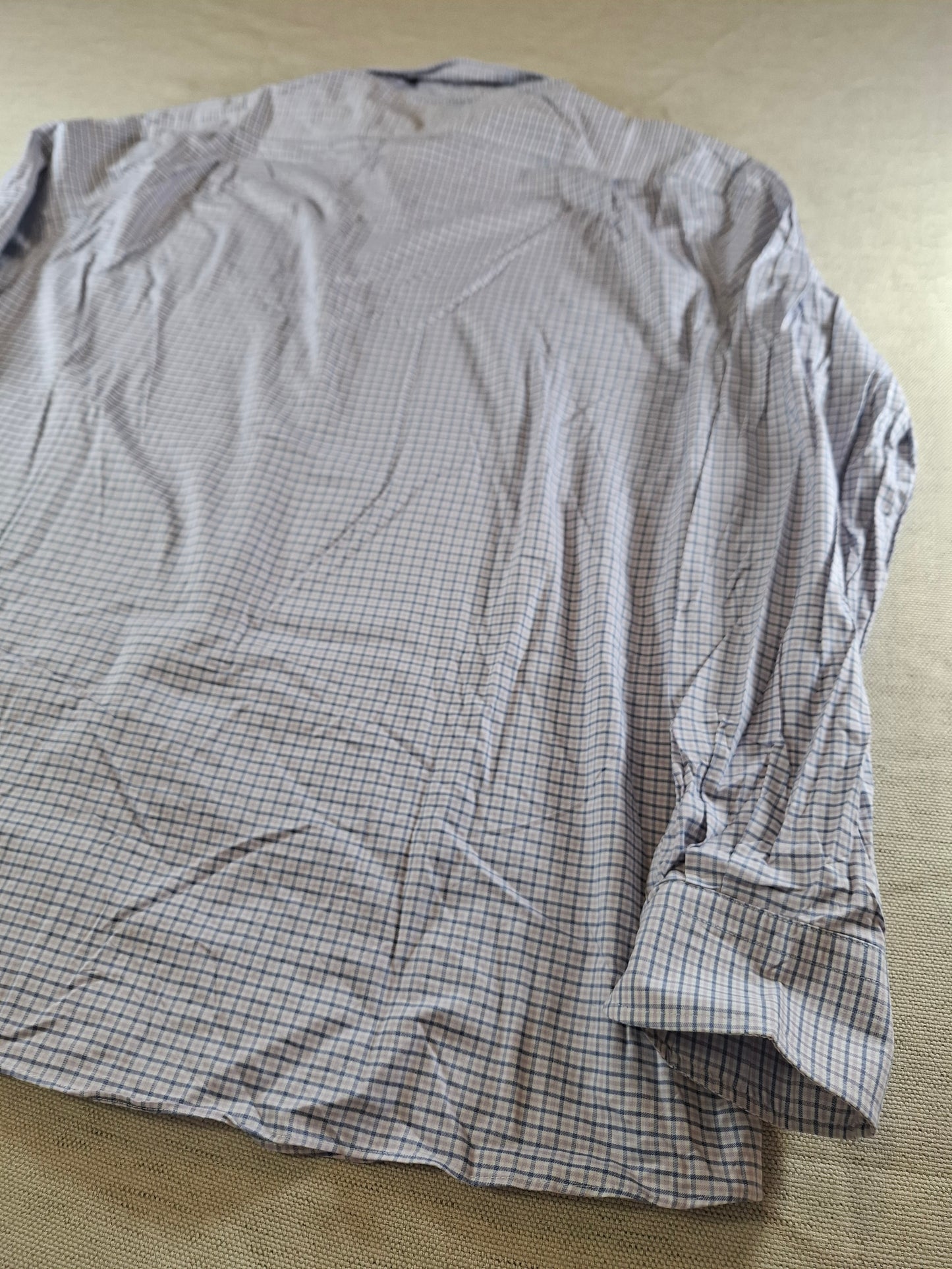 001094 Tommy Hilfiger Button down shirt size 17 / 34-35 Lila/ Blue/ White checkered