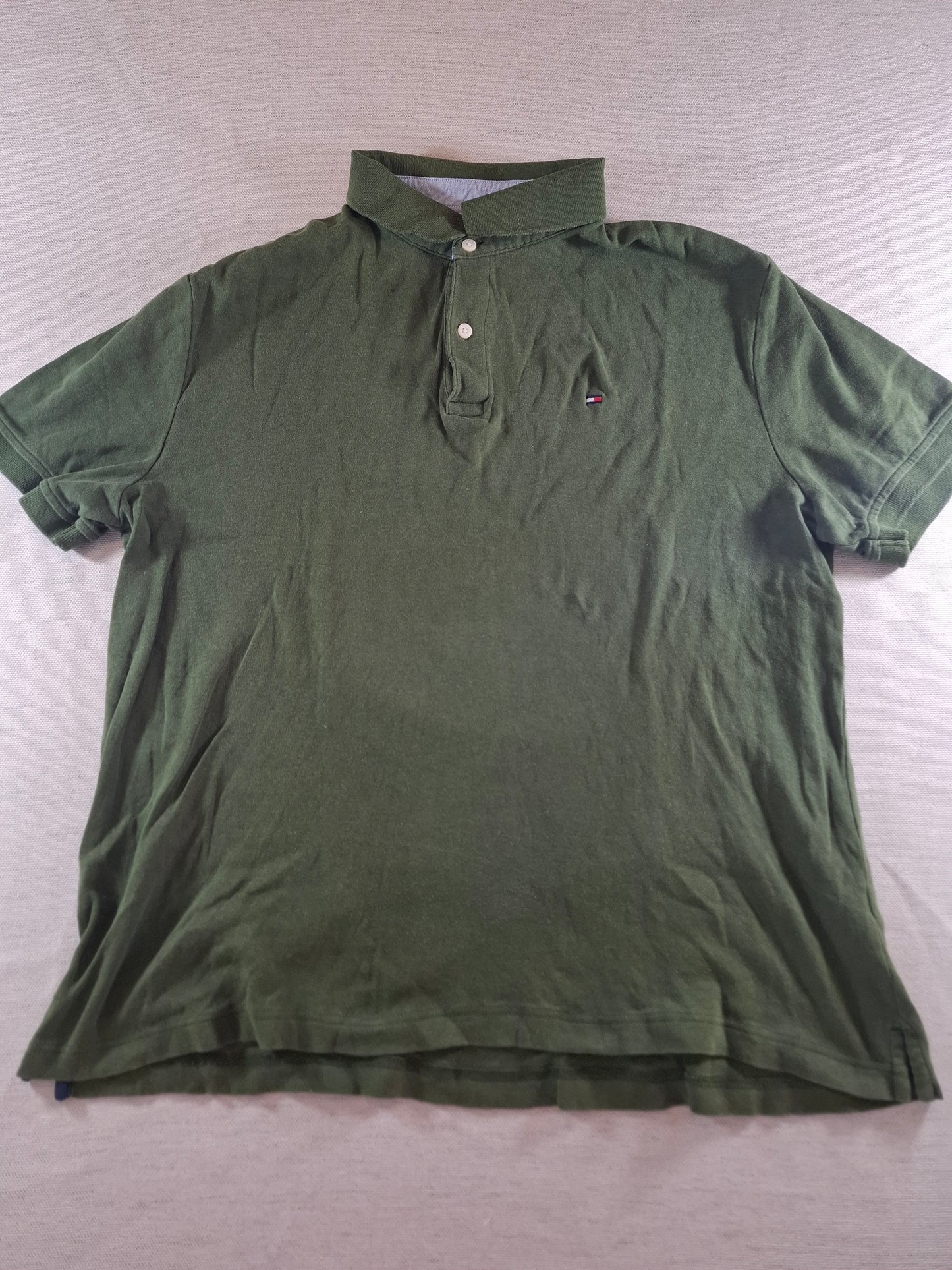 001117 Tommy Hilfiger Polo size L Dark green