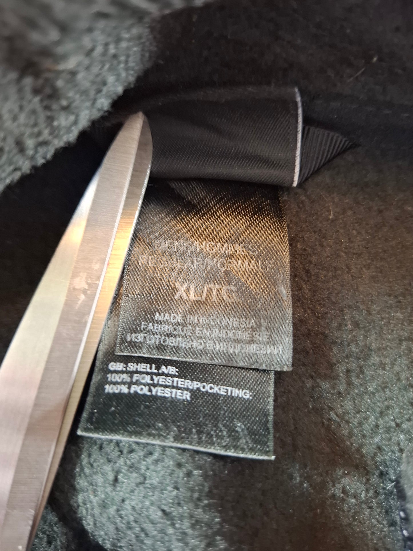 000699 The North Face Fleece size XL Black