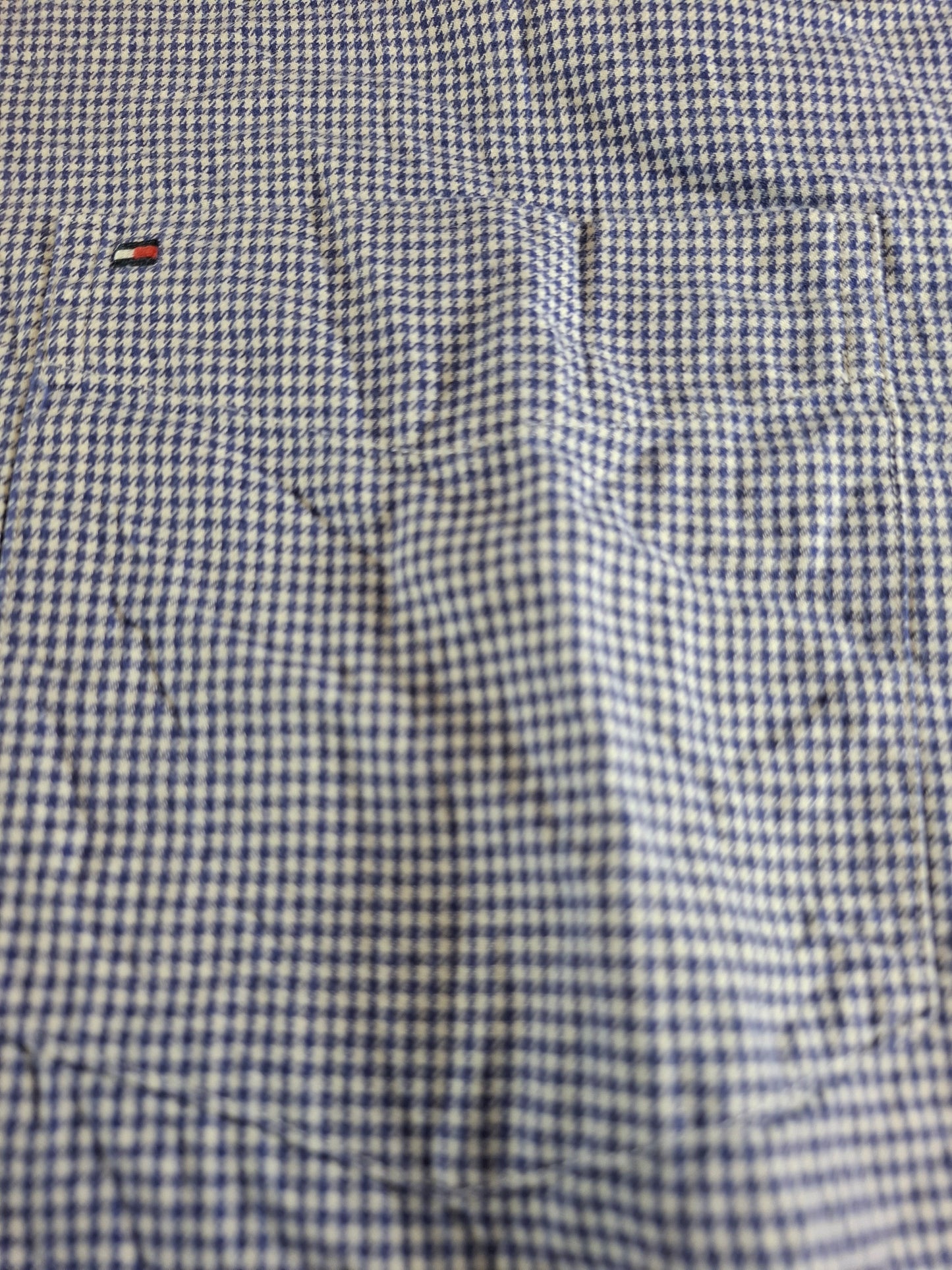 001096 Tommy Hilfiger Button down shirt size L Blue/ White checkered