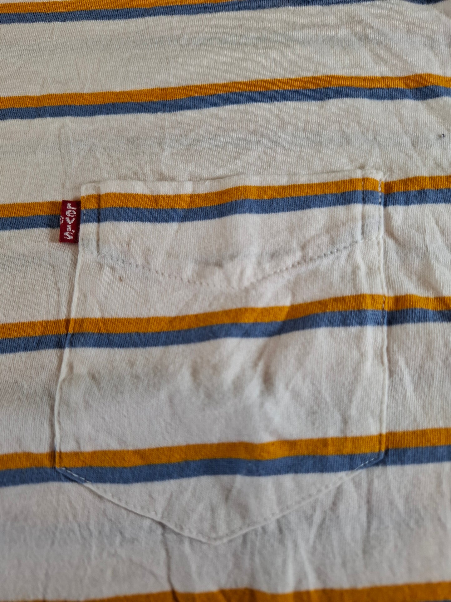 001137 Levi's T-shirt size L White/ Yellow/ Blue striped.