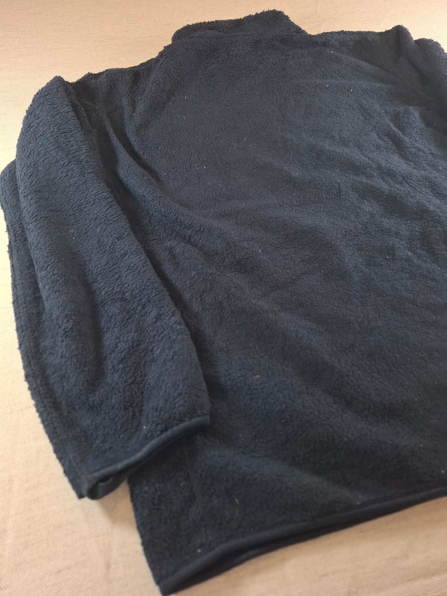000691 Patagonia Fleece size L Black