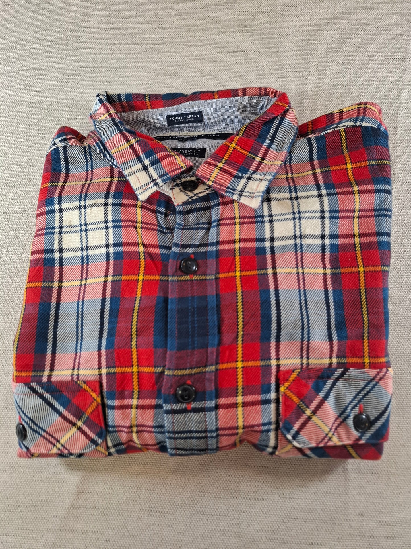 001089 Tommy Hilfiger Button down shirt size L Multi/ Red