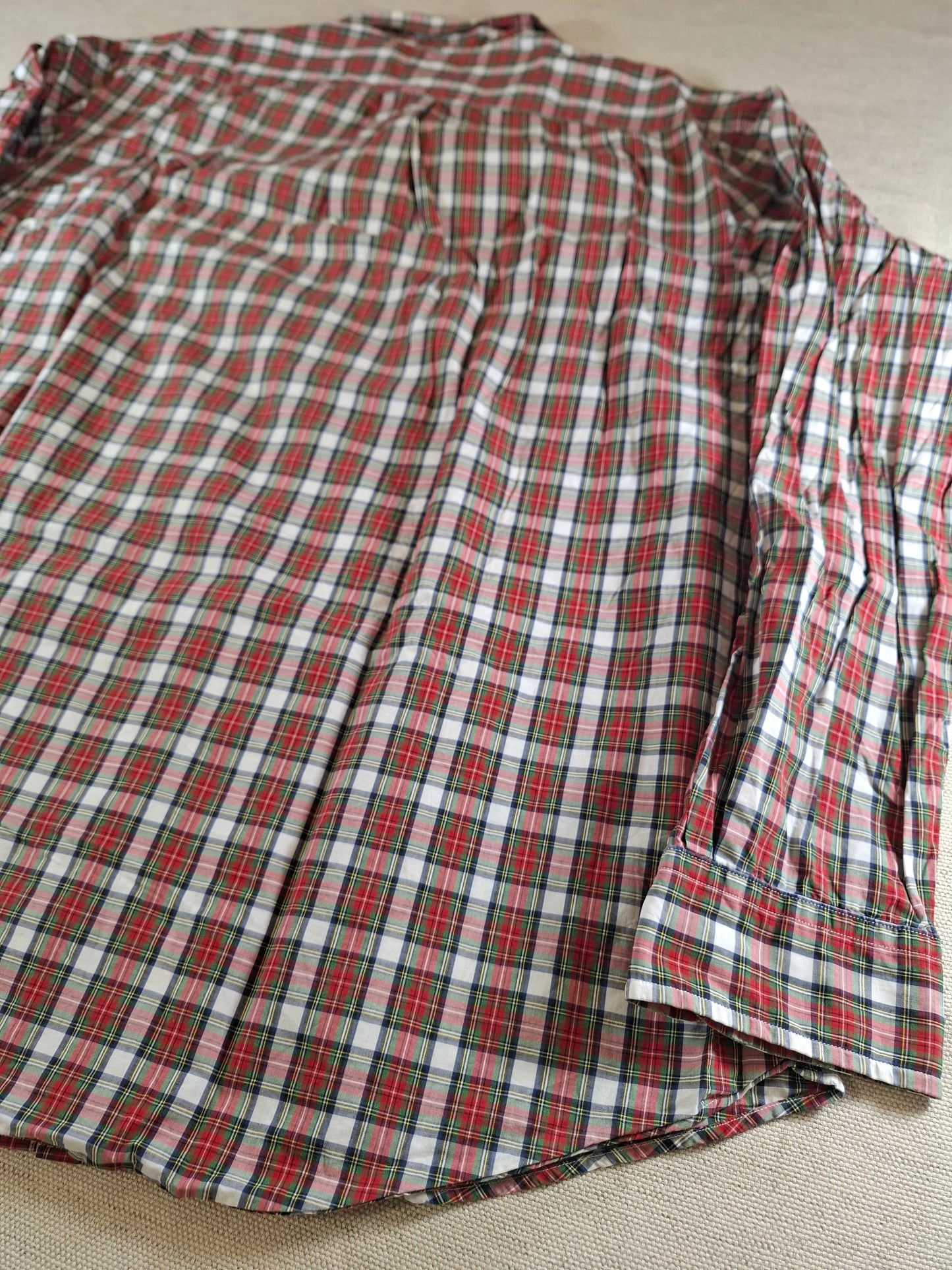 001073 Polo Ralph Lauren Button down shirt size XL Multi/ Red