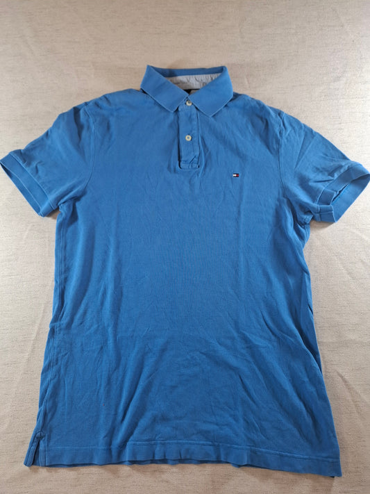 001110 Tommy Hilfiger Polo size M Blue