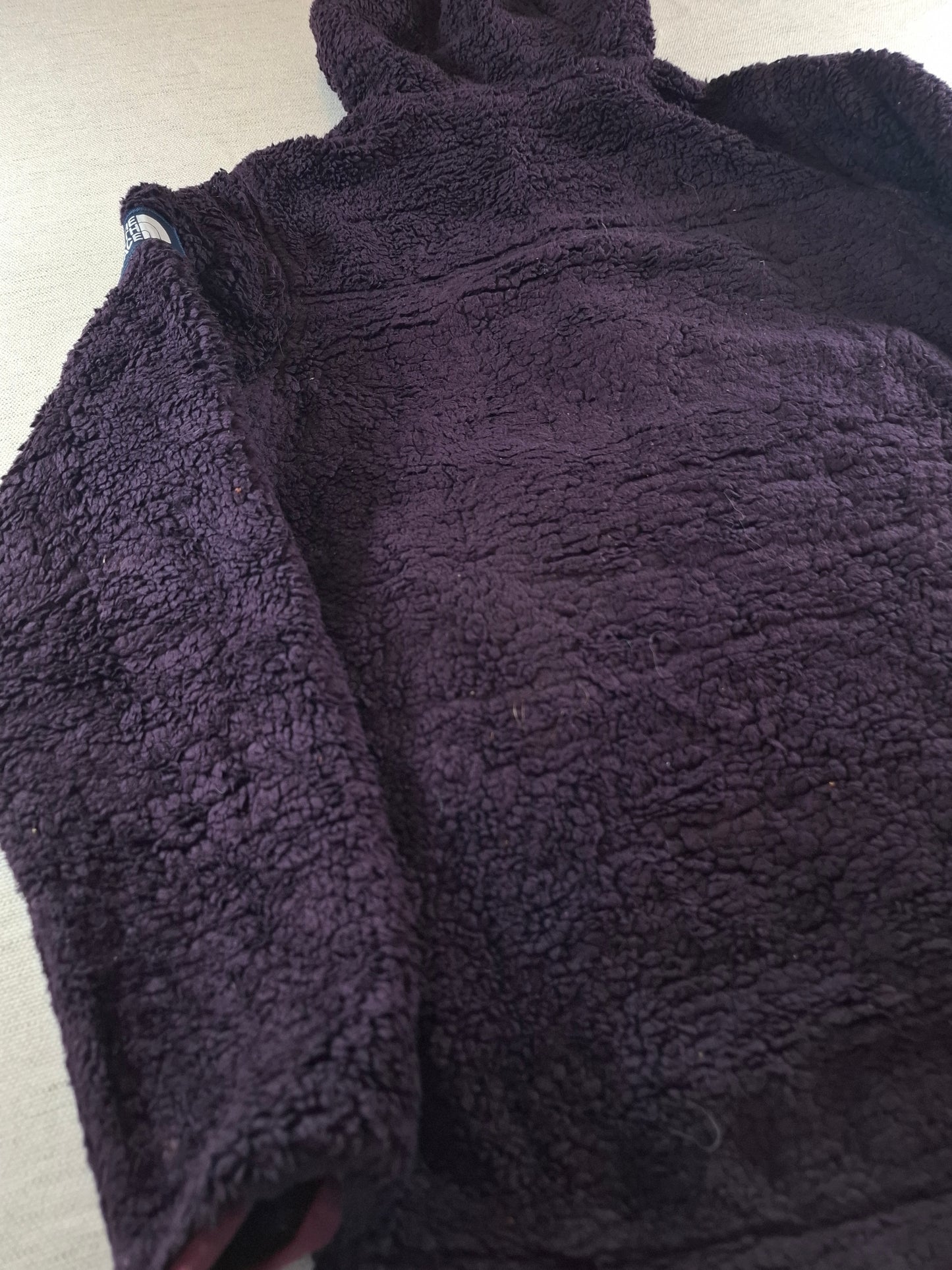 000698 The North Face Fleece hoodie size Women's S Purple
