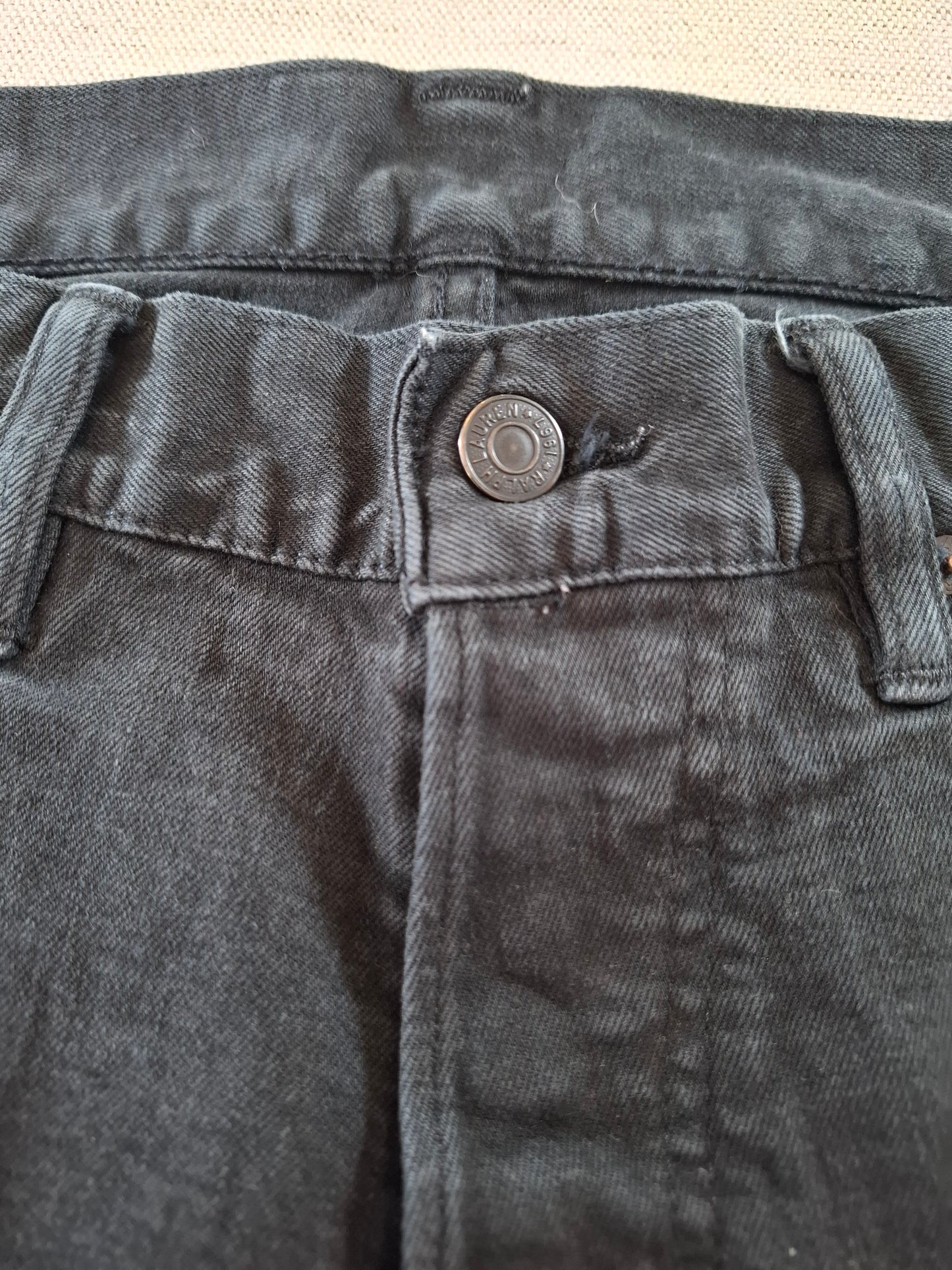 000179 Polo Ralph Lauren size 33/30 Jeans Black