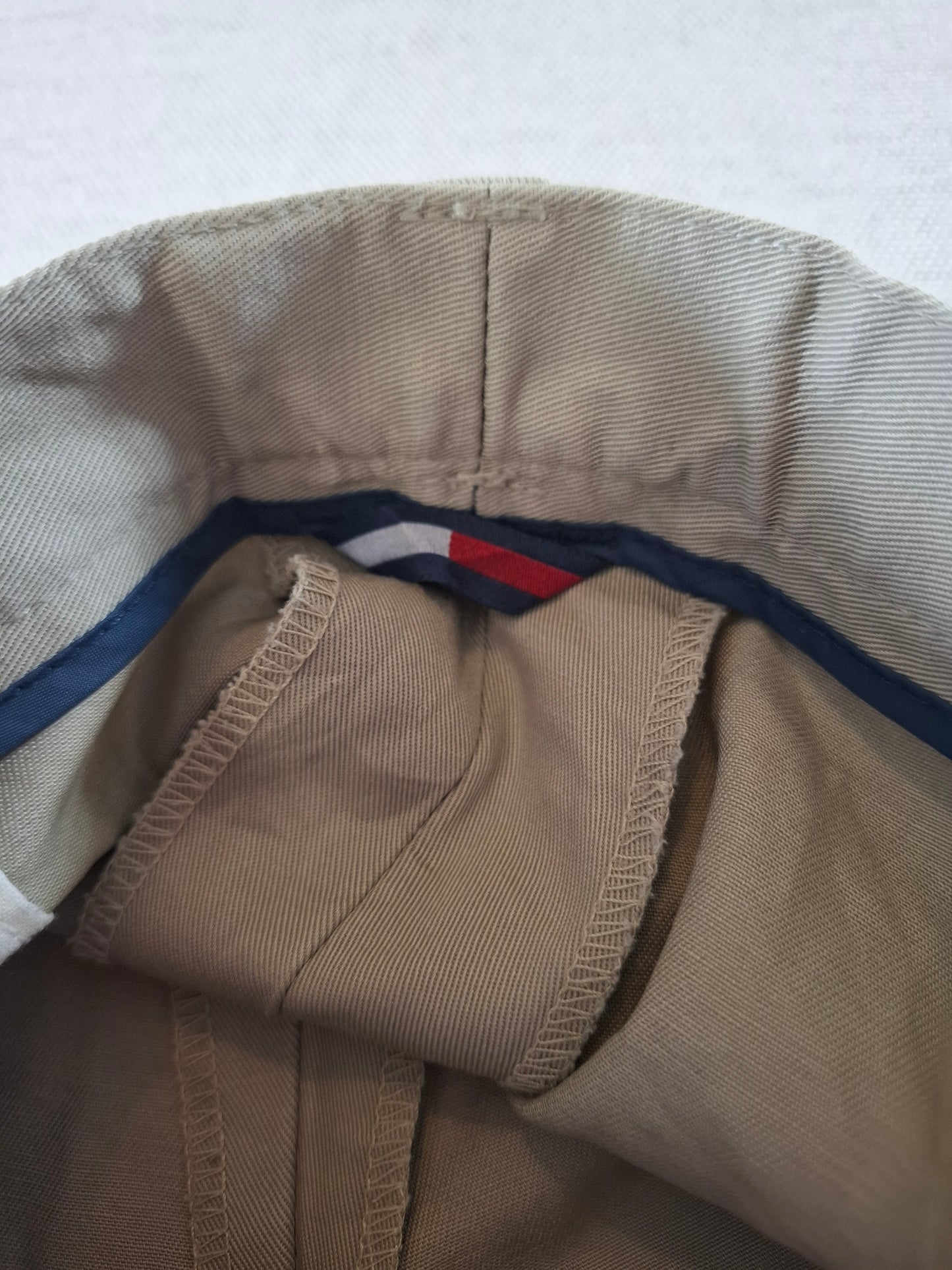 000171 Tommy Hilfiger Chino size 38/30 Khaki