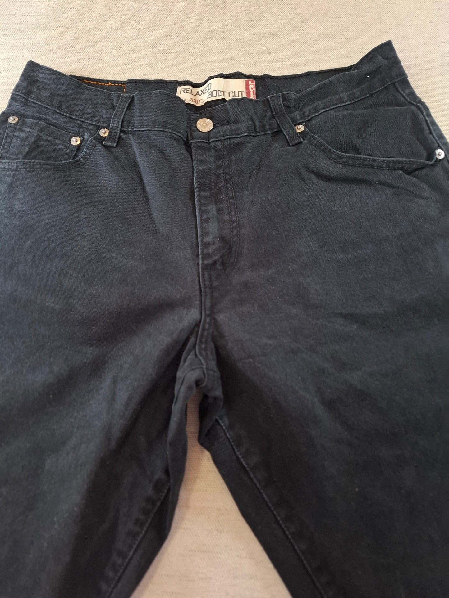 000173 Levi's 550 Jeans size 12L Black