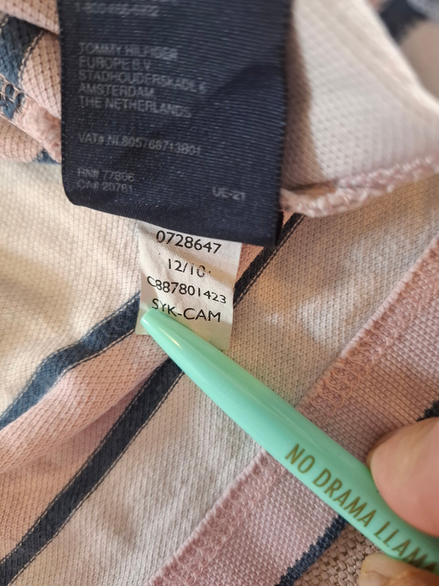 001112 Tommy Hilfiger Polo size L Red/ White/ Blue striped